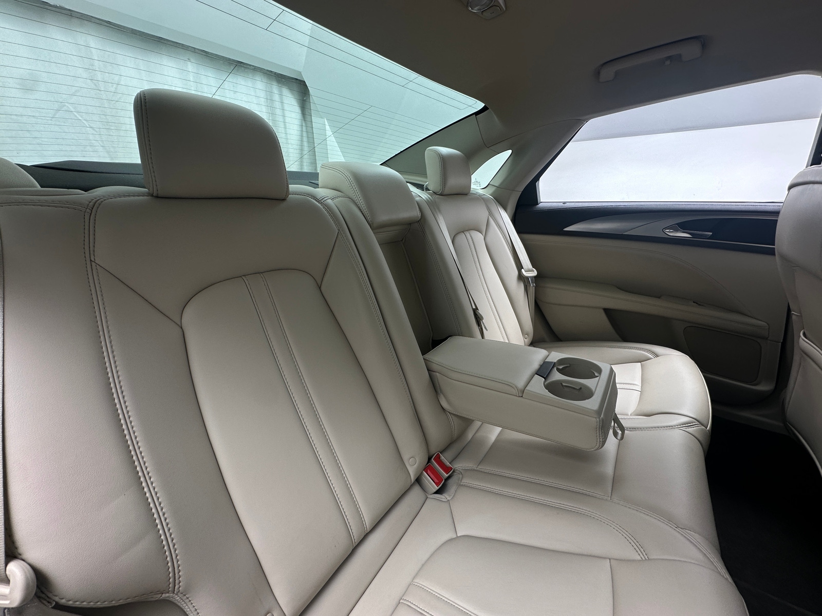 Thumbnail: 2020 Lincoln MKZ - 5