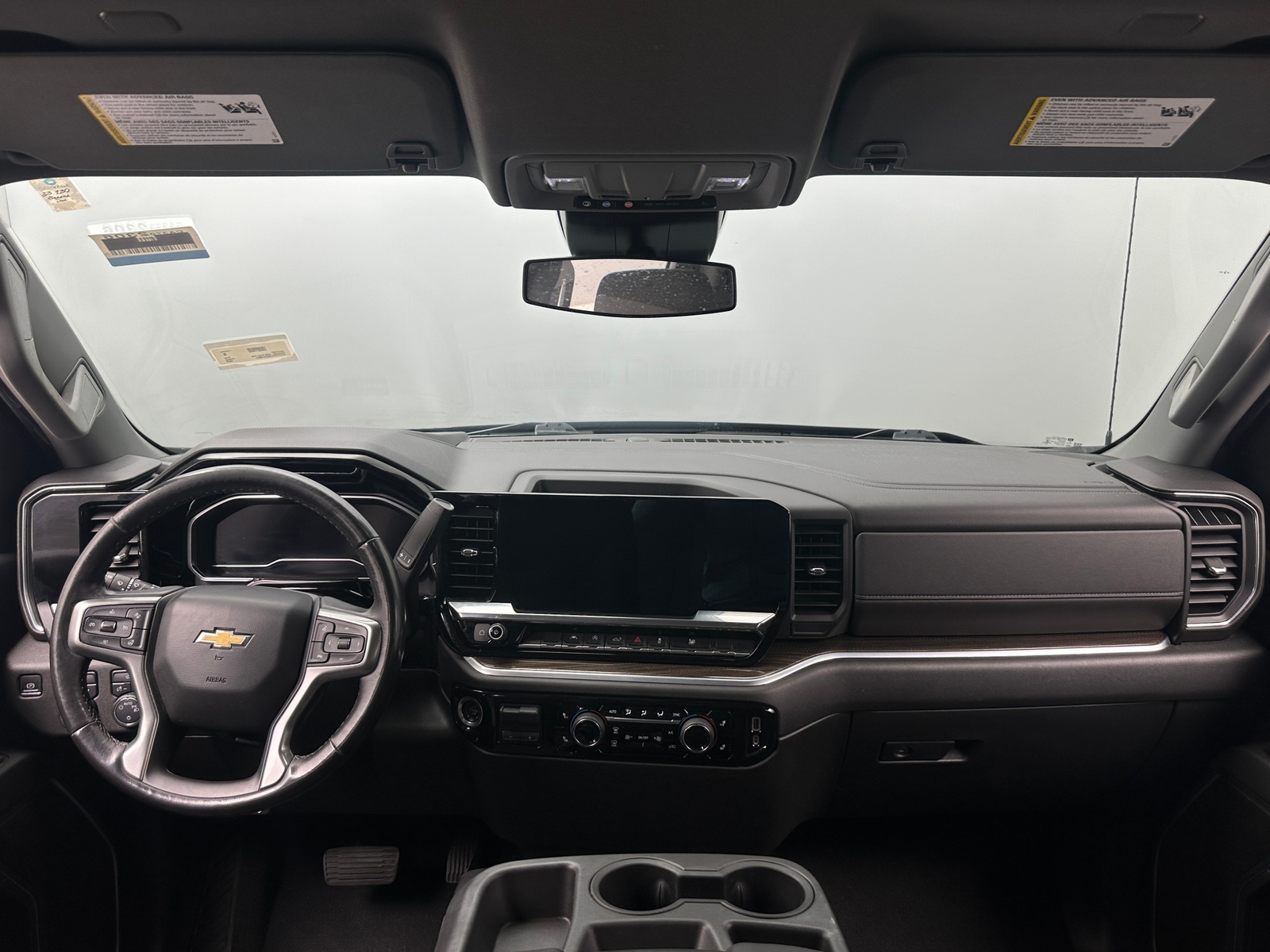 Thumbnail: 2022 Chevrolet Silverado 1500 - 3