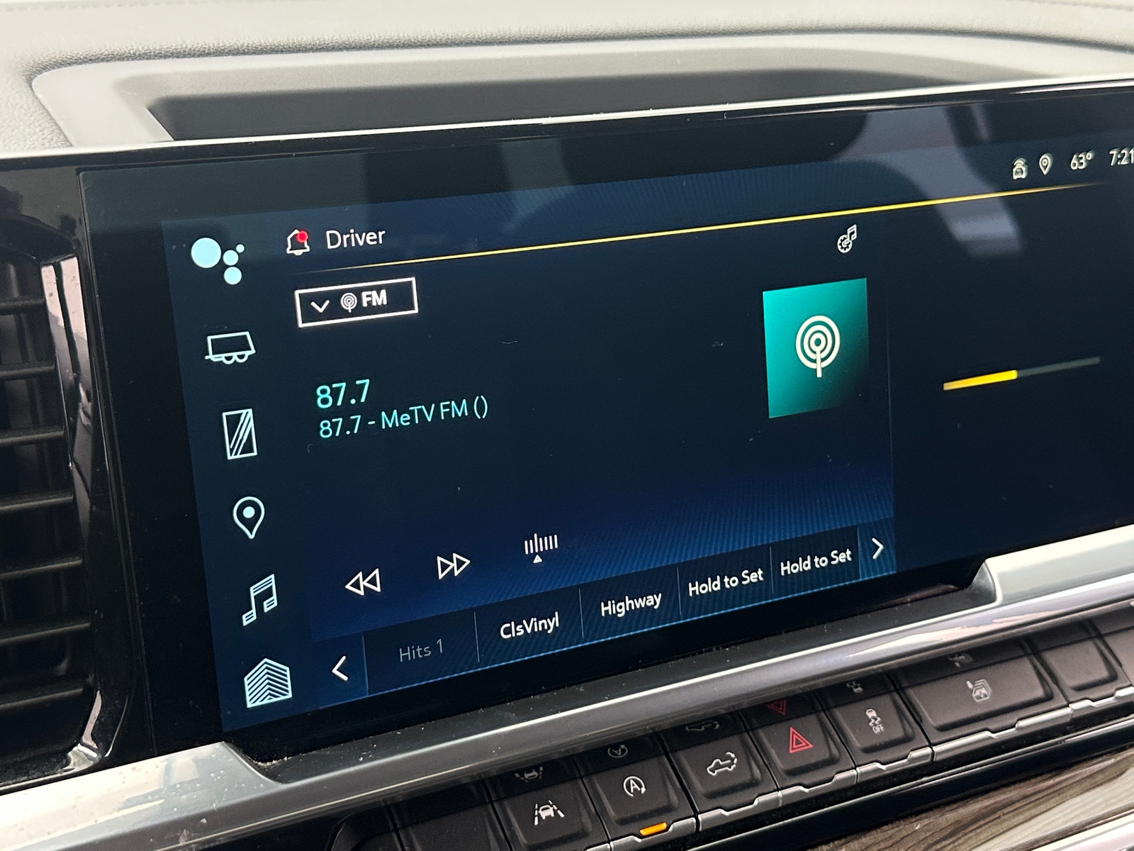 Thumbnail: 2022 Chevrolet Silverado 1500 - 4