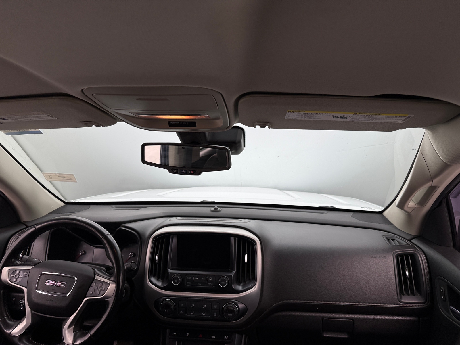 Thumbnail: 2018 GMC Canyon - 3