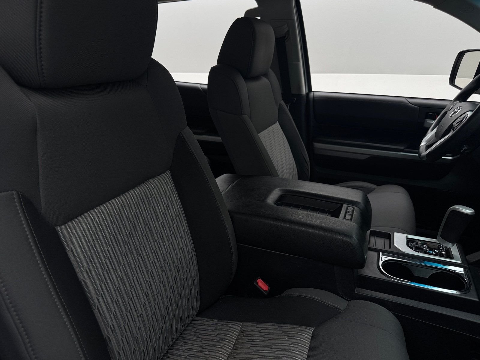 Thumbnail: 2017 Toyota Tundra - 2