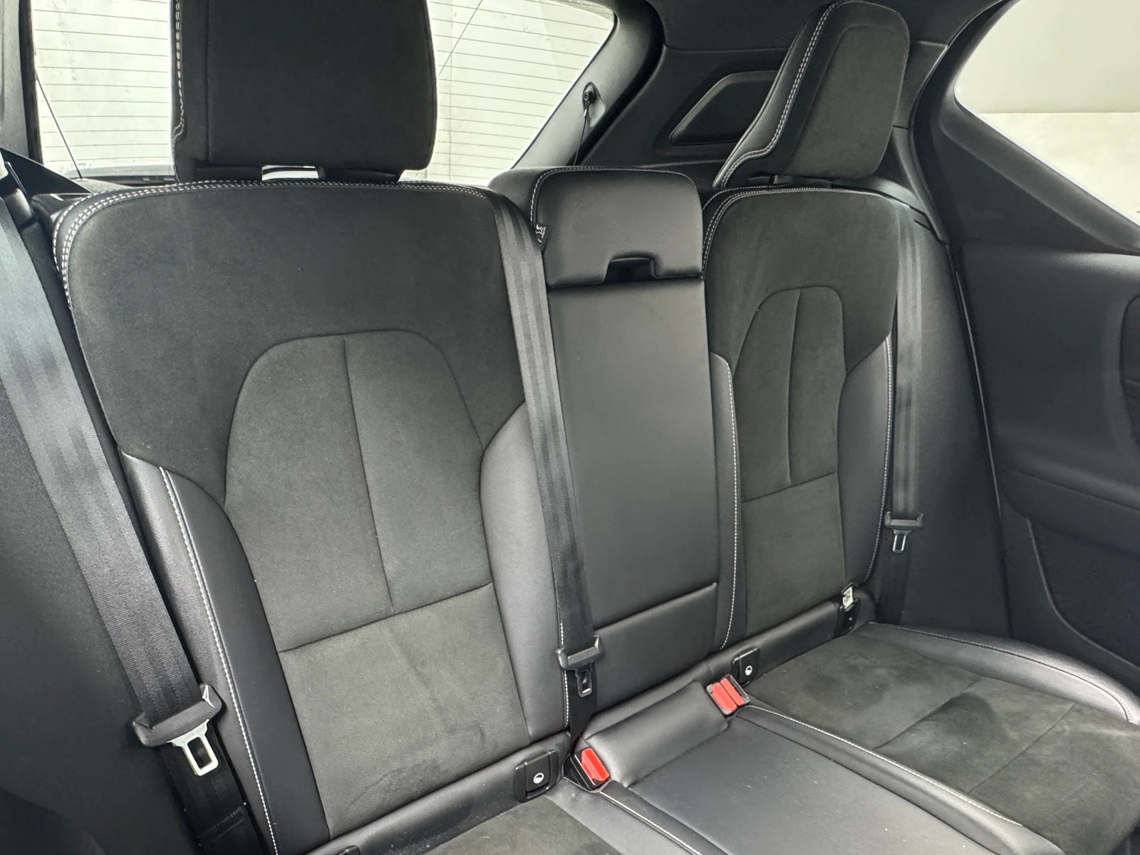 Thumbnail: 2021 Volvo XC40 - 5