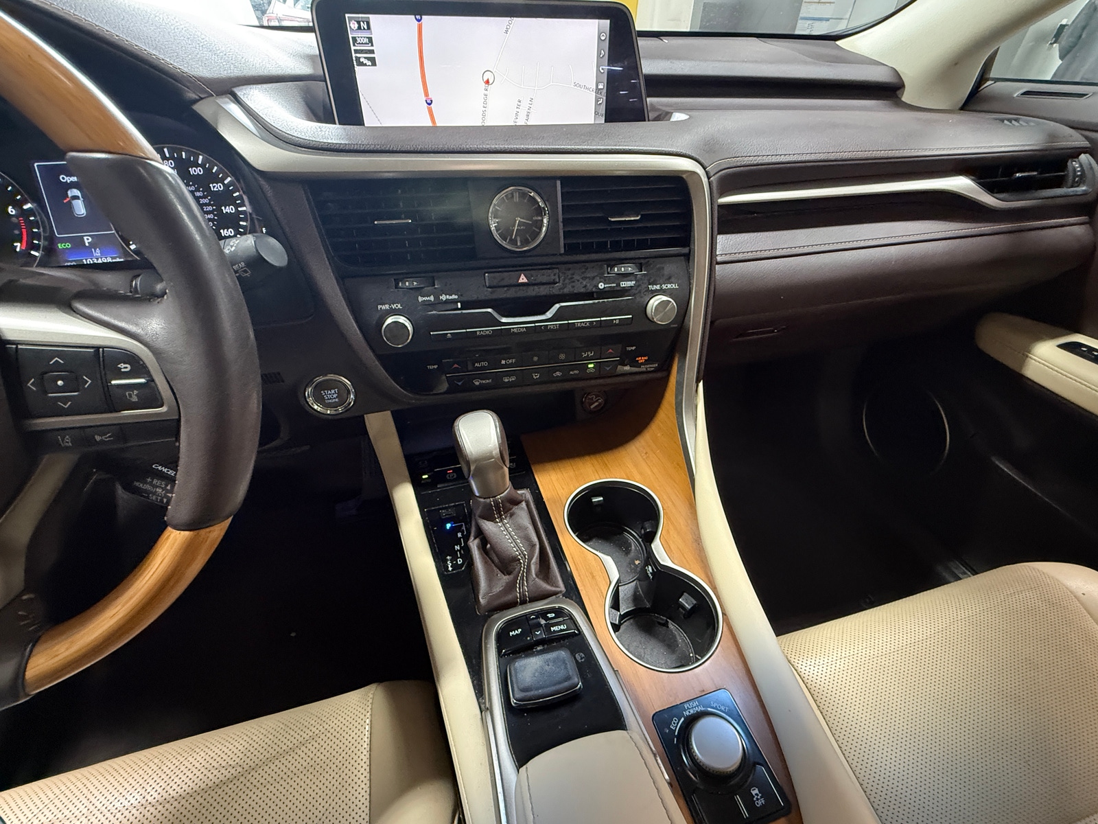 Thumbnail: 2017 Lexus RX - 4