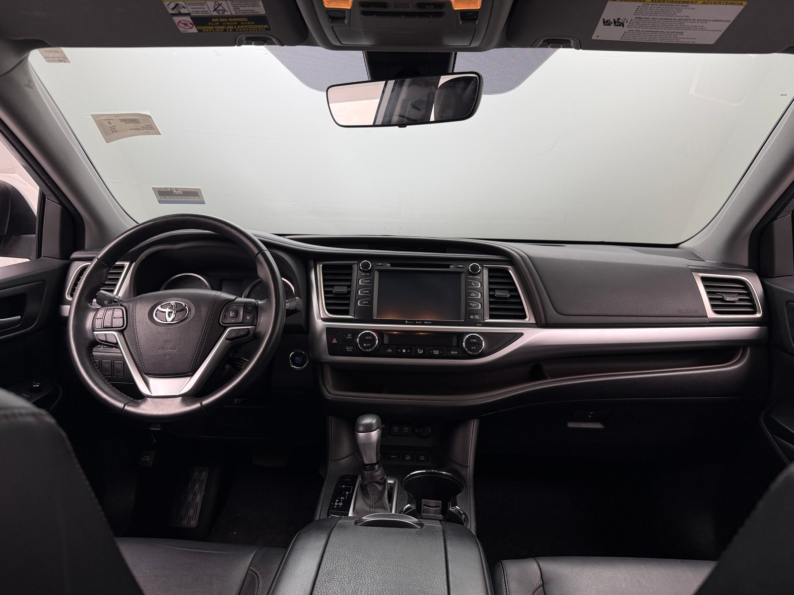 Thumbnail: 2018 Toyota Highlander - 2