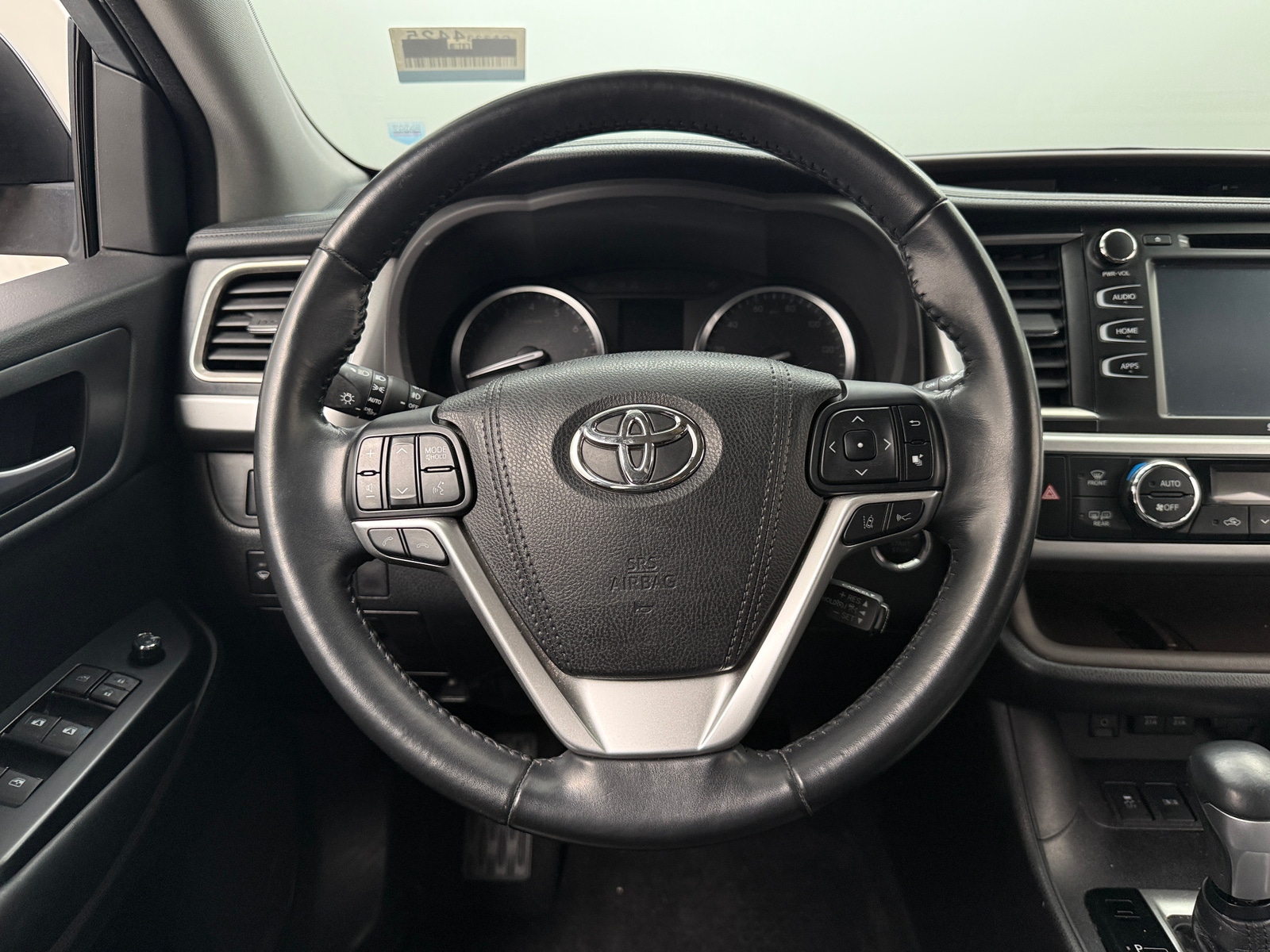 Thumbnail: 2018 Toyota Highlander - 4