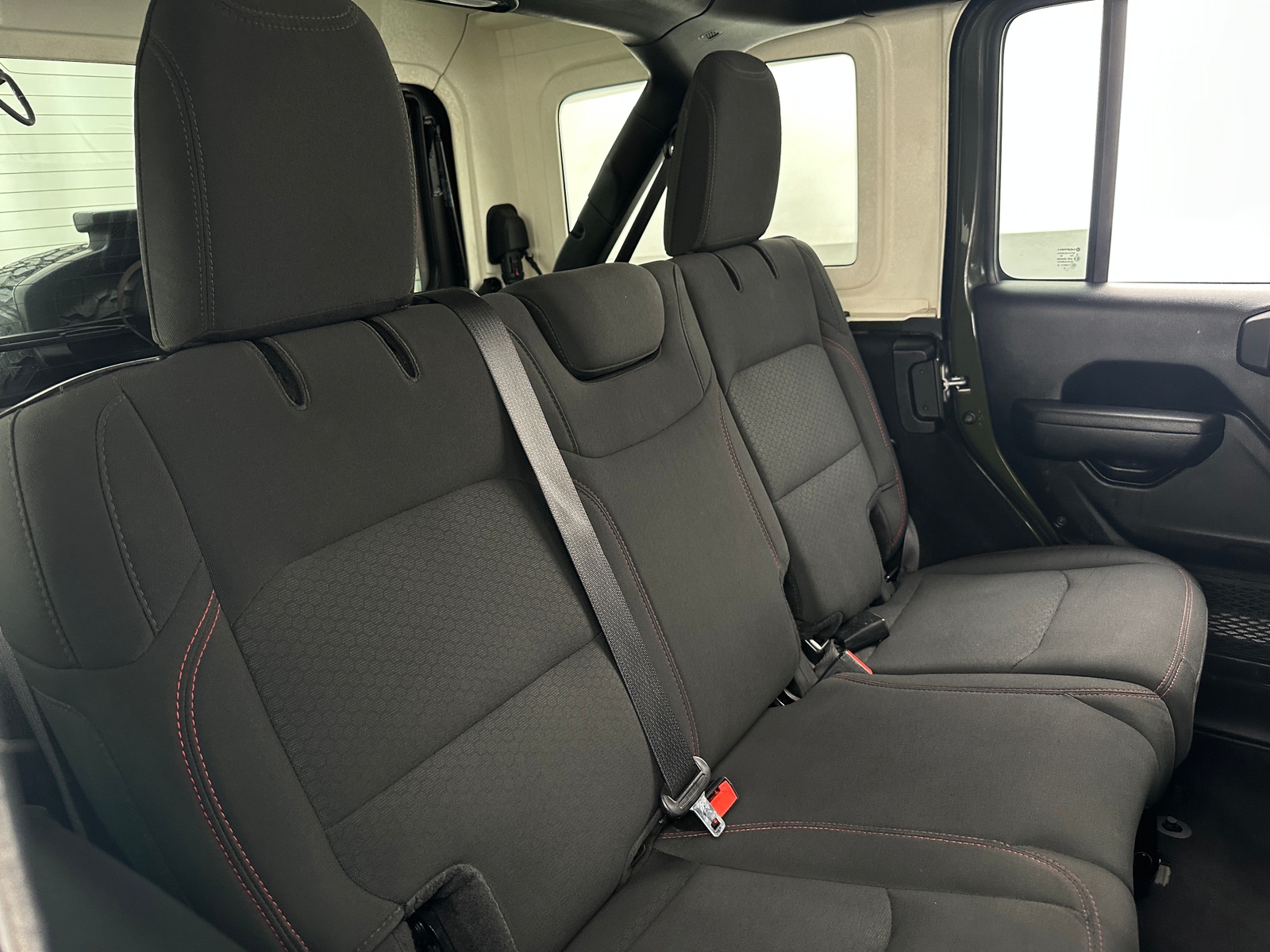 Thumbnail: 2022 Jeep Wrangler - 6