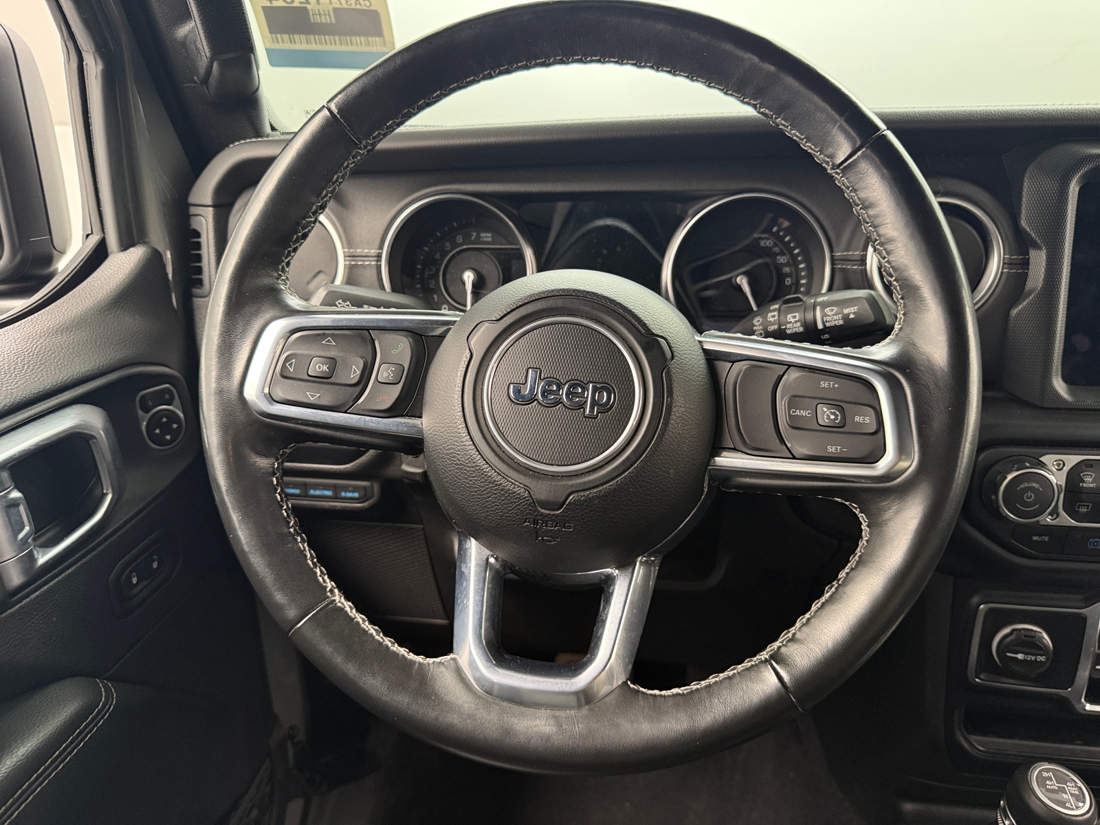 Thumbnail: 2022 Jeep Wrangler - 4