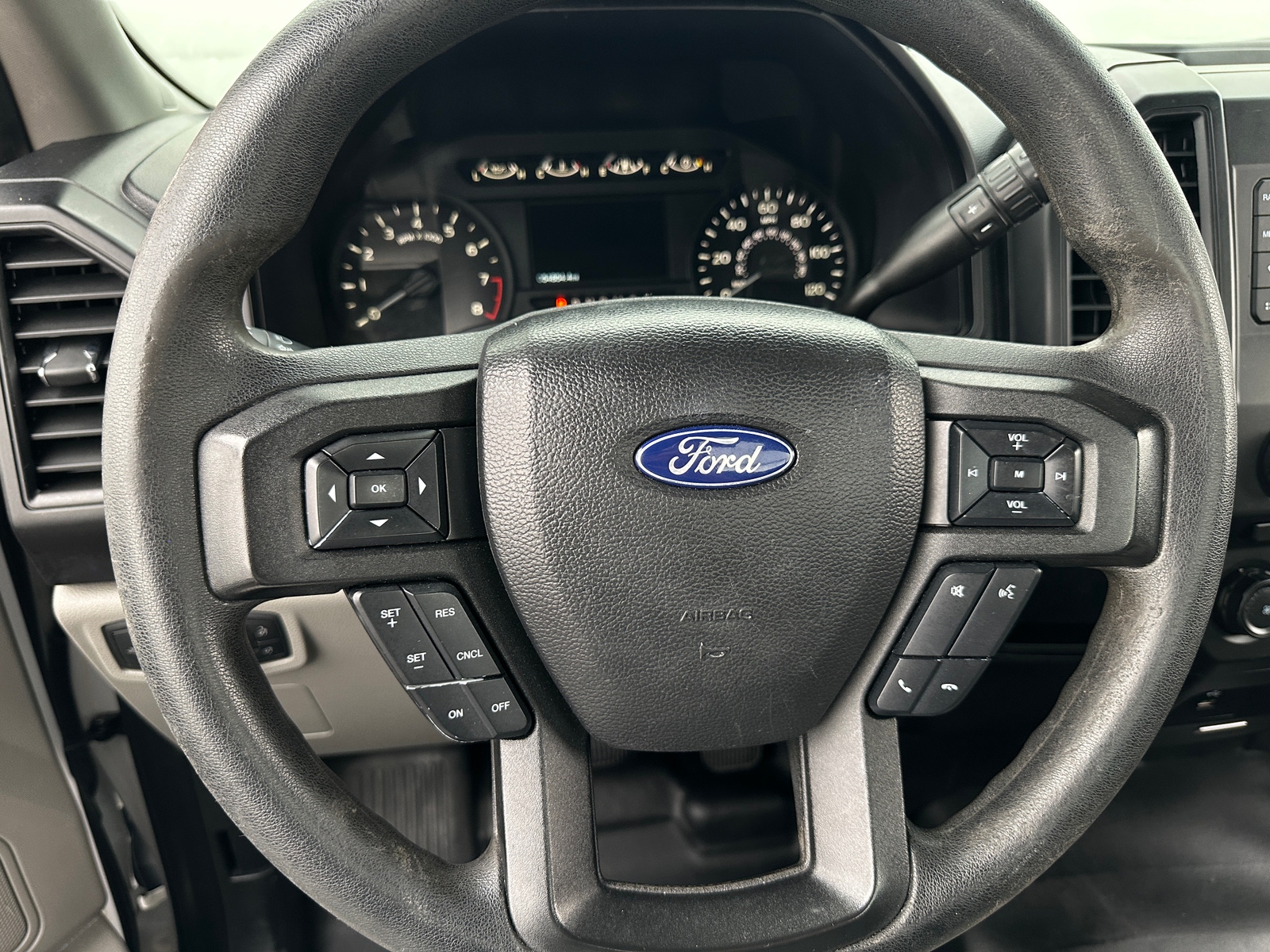 Thumbnail: 2018 Ford Econoline - 5