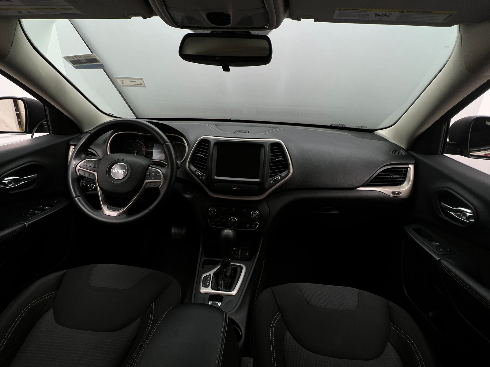 Thumbnail: 2017 Jeep Cherokee - 3