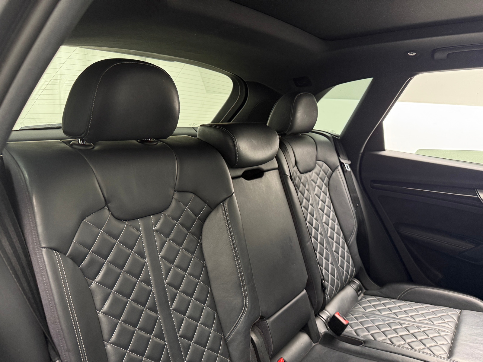 Thumbnail: 2018 Audi SQ5 - 5