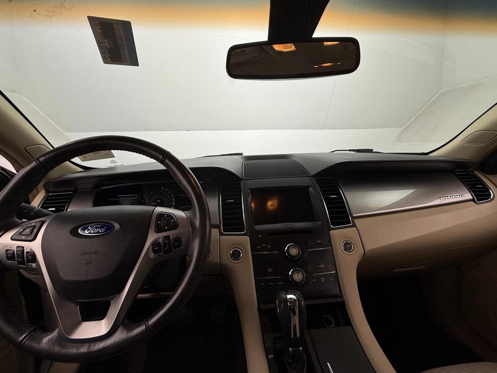 Thumbnail: 2016 Ford Taurus - 3