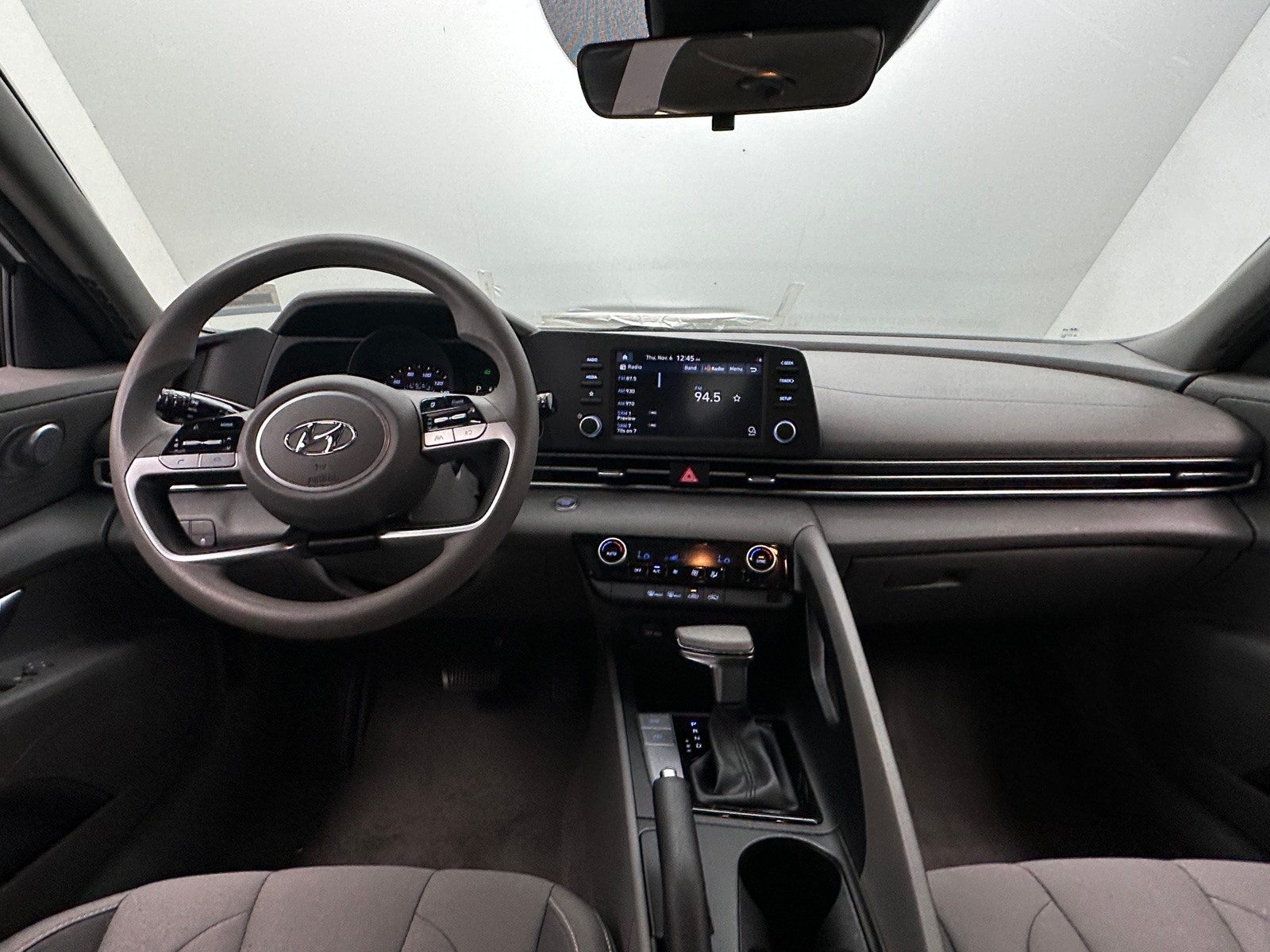 Thumbnail: 2021 Hyundai Elantra - 3