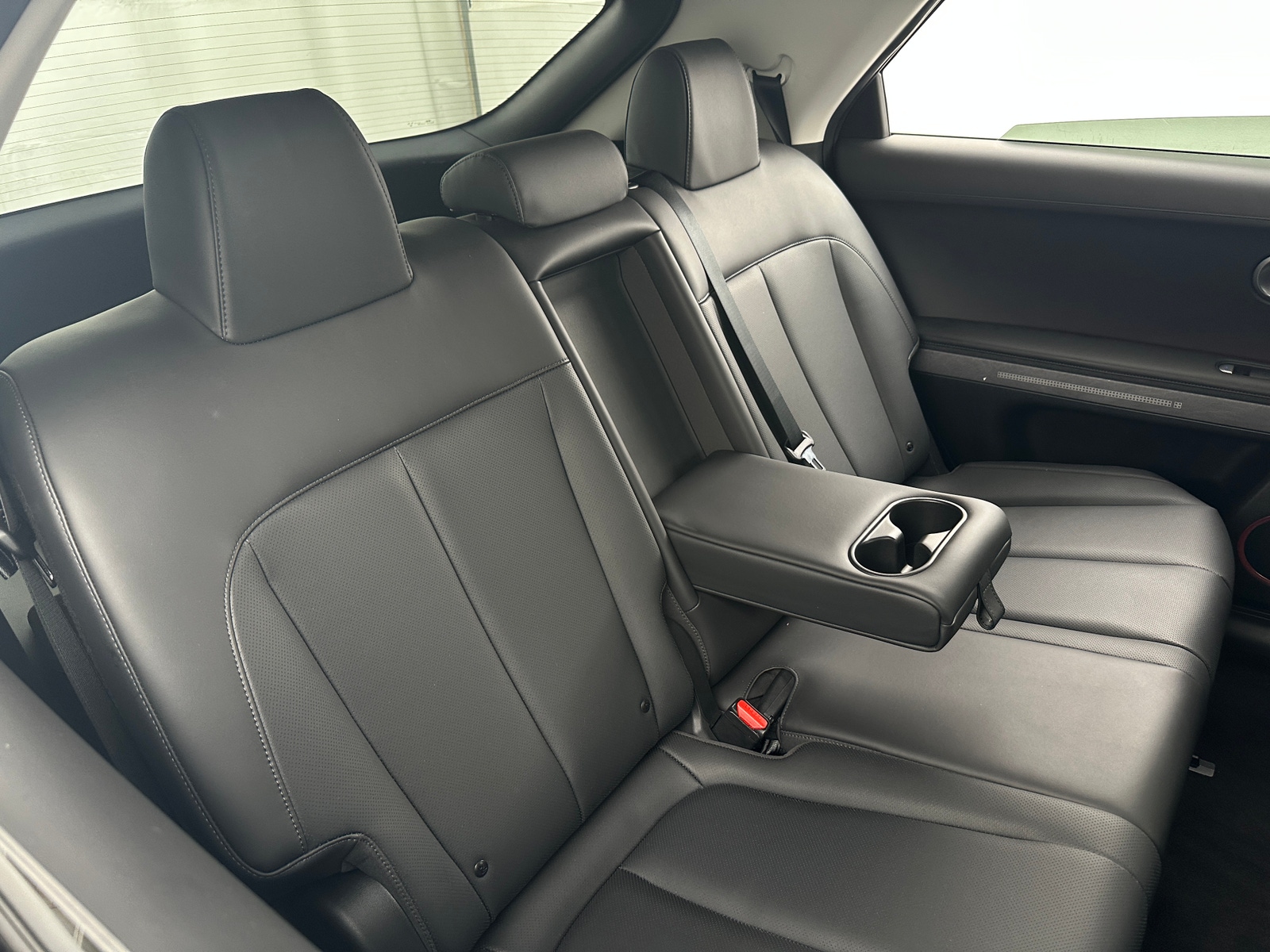 Thumbnail: 2023 Hyundai Ioniq 5 - 5