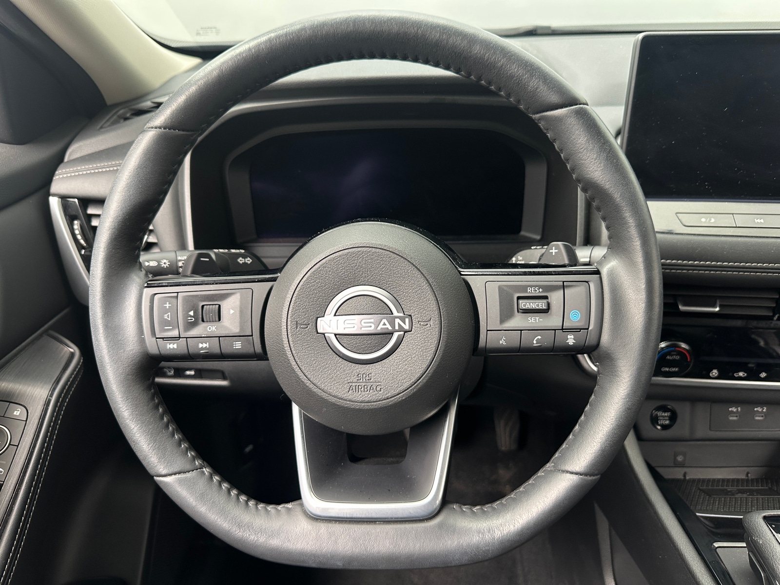 Thumbnail: 2024 Nissan Rogue - 4