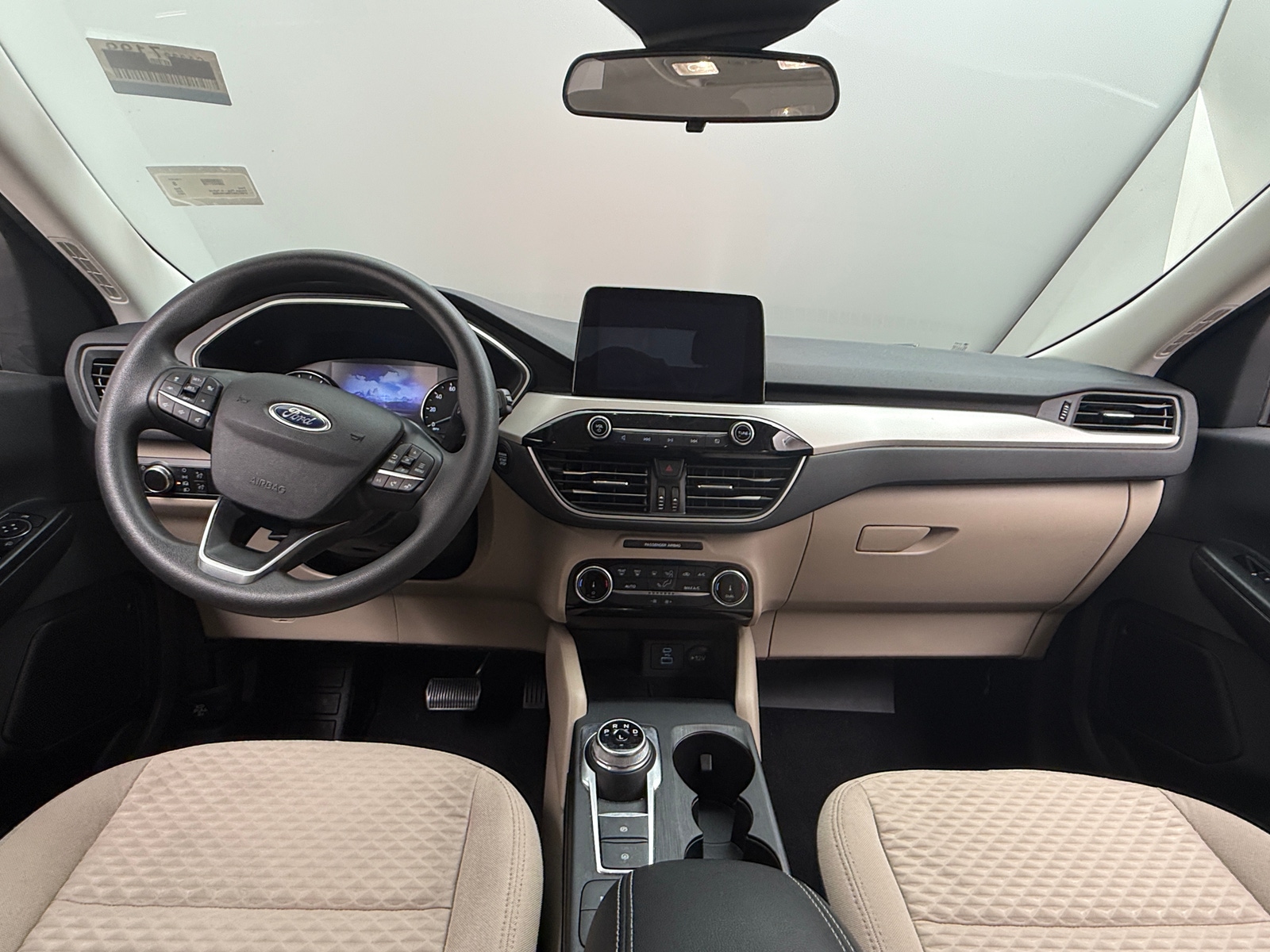 Thumbnail: 2022 Ford Escape - 3