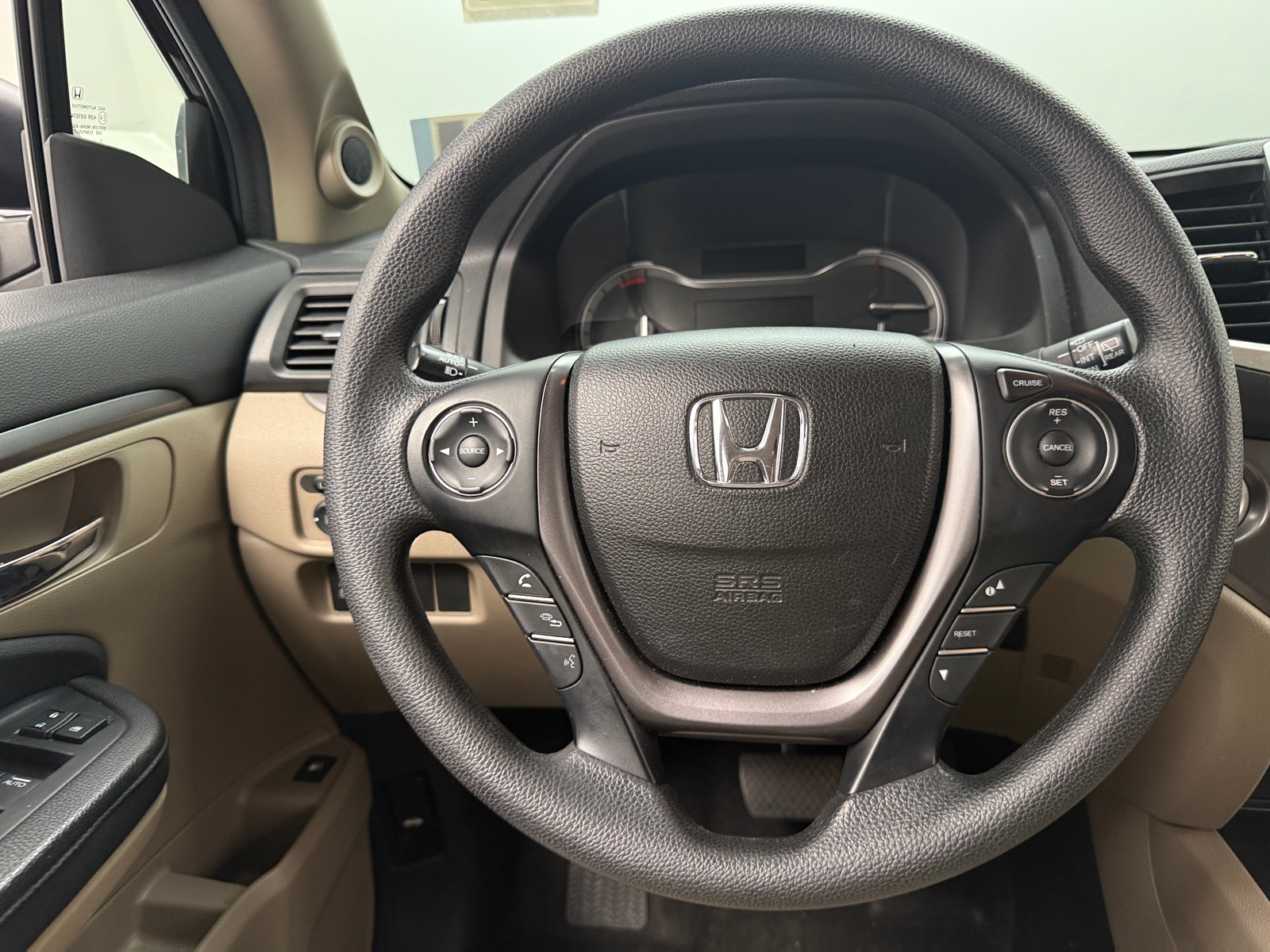Thumbnail: 2016 Honda Pilot - 5