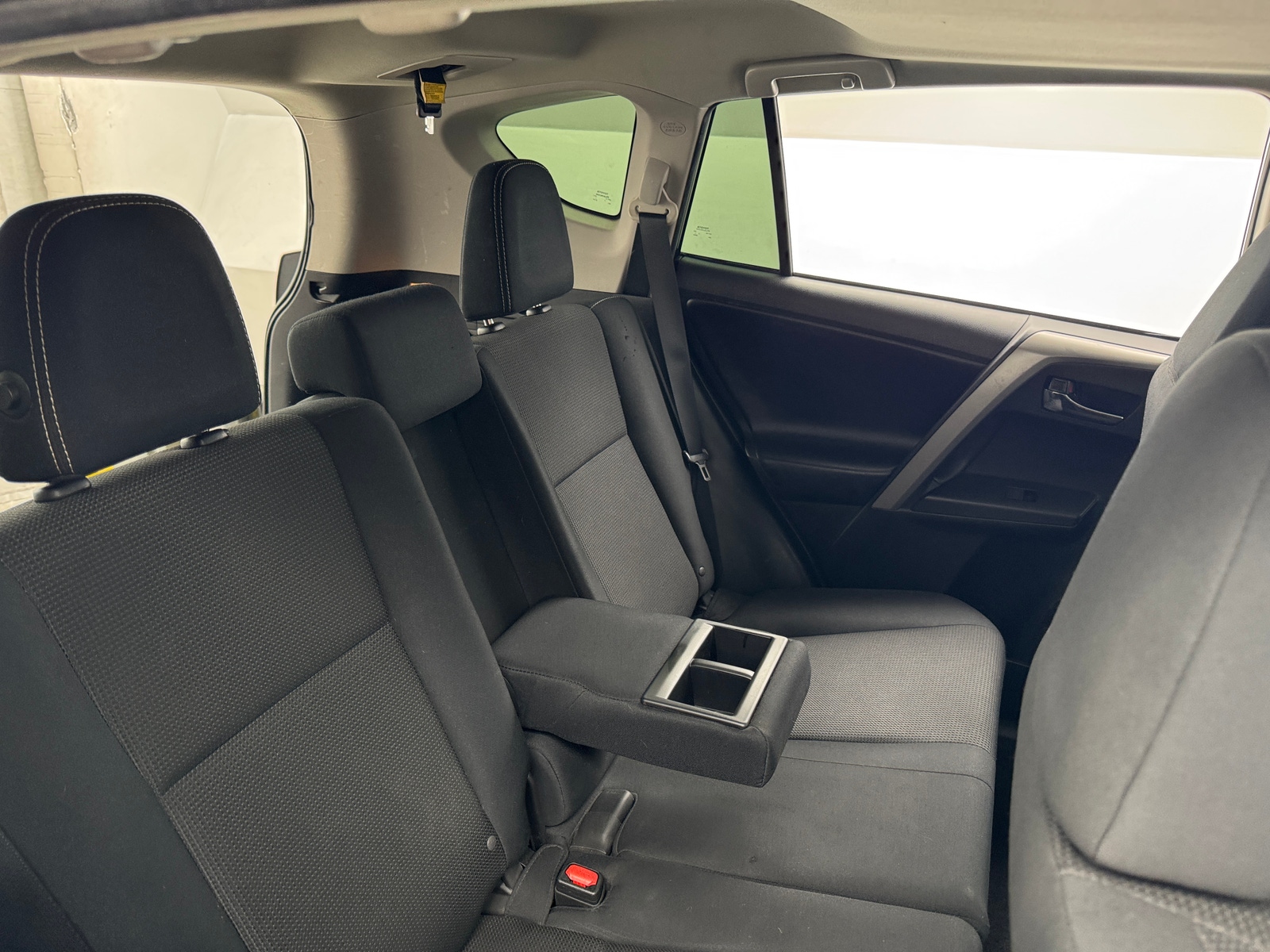 Thumbnail: 2018 Toyota RAV4 - 6