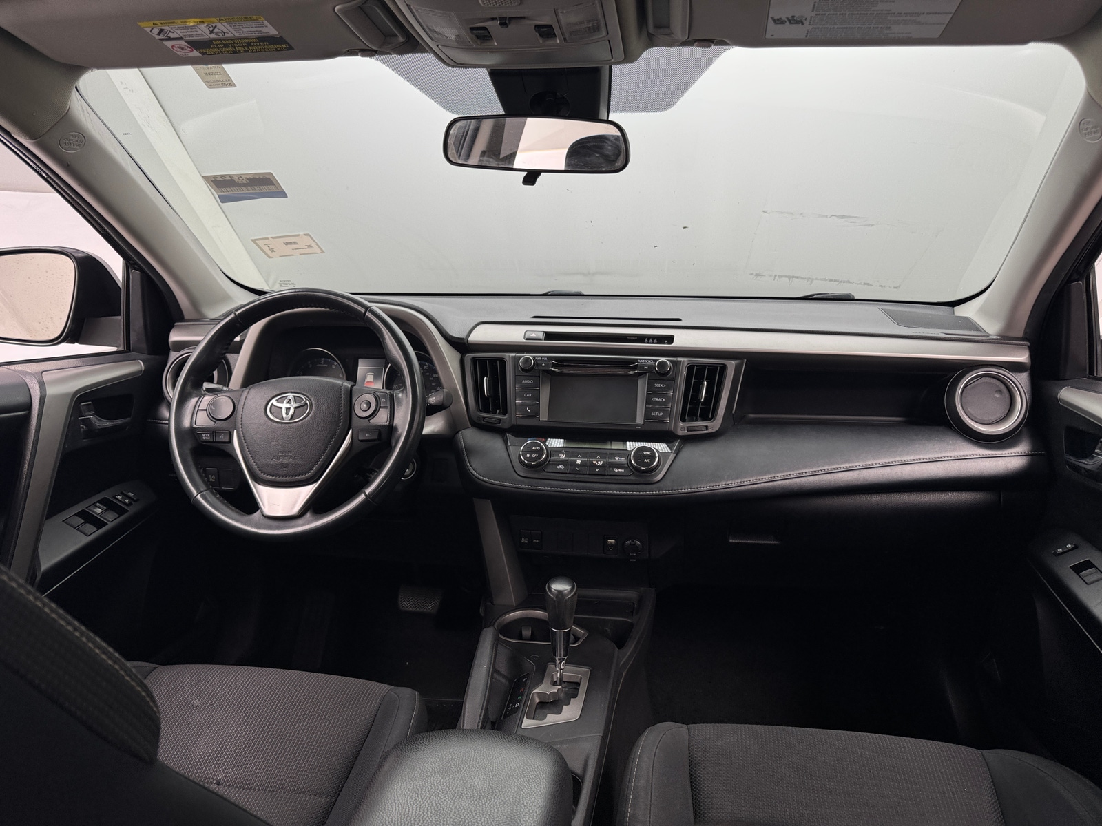 Thumbnail: 2018 Toyota RAV4 - 3