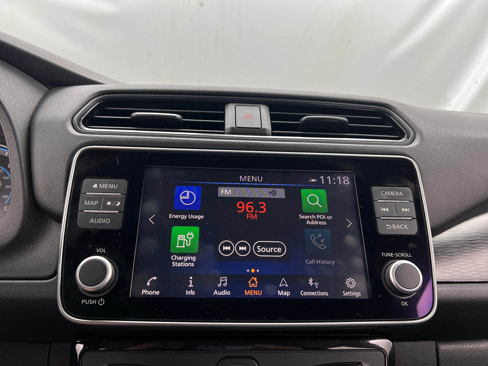 Thumbnail: 2019 Nissan Leaf - 3