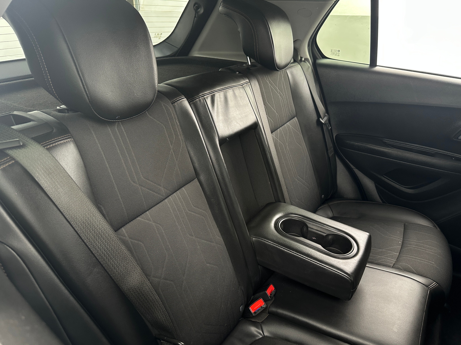 Thumbnail: 2022 Chevrolet Trax - 6