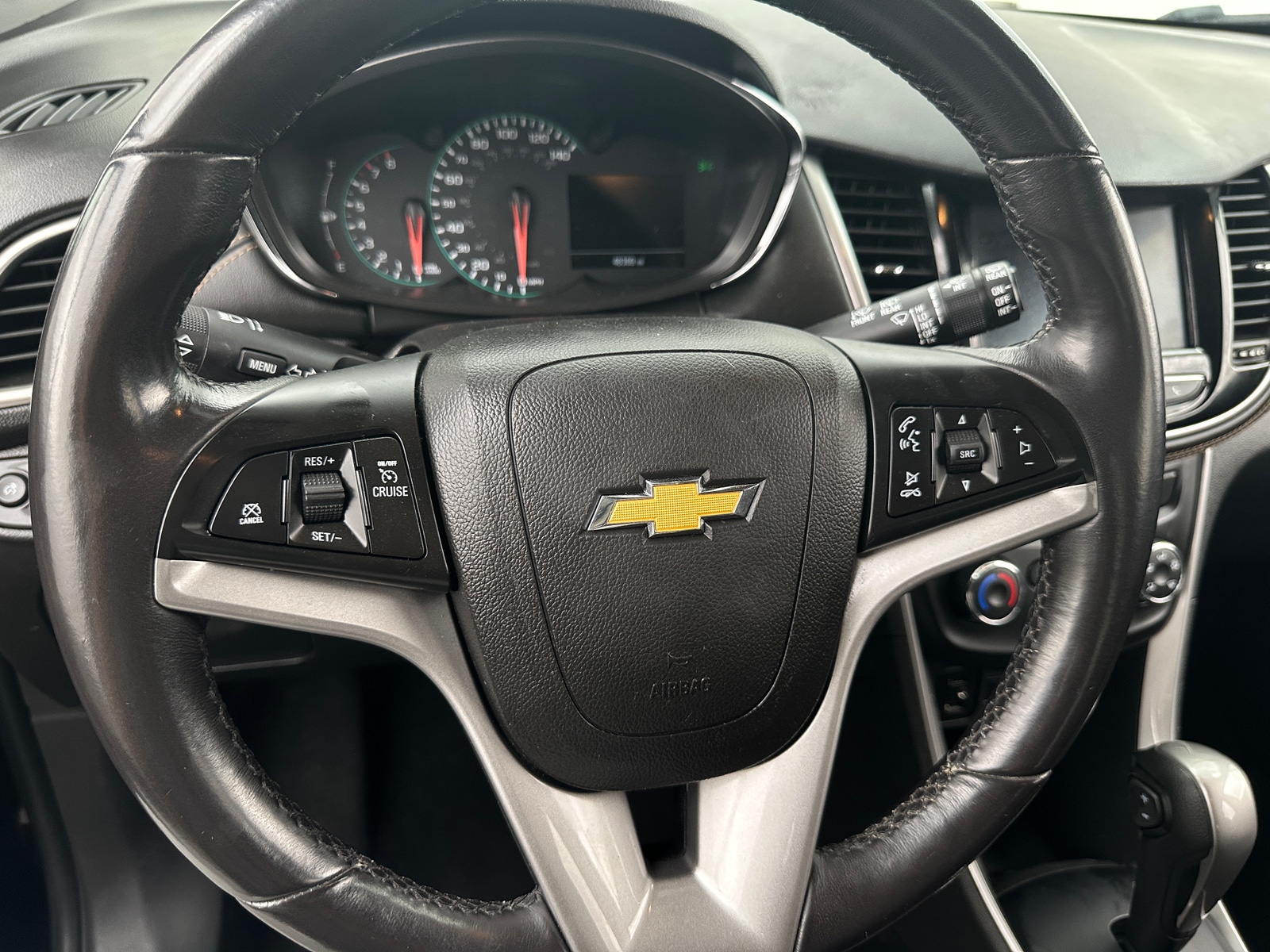 Thumbnail: 2022 Chevrolet Trax - 5