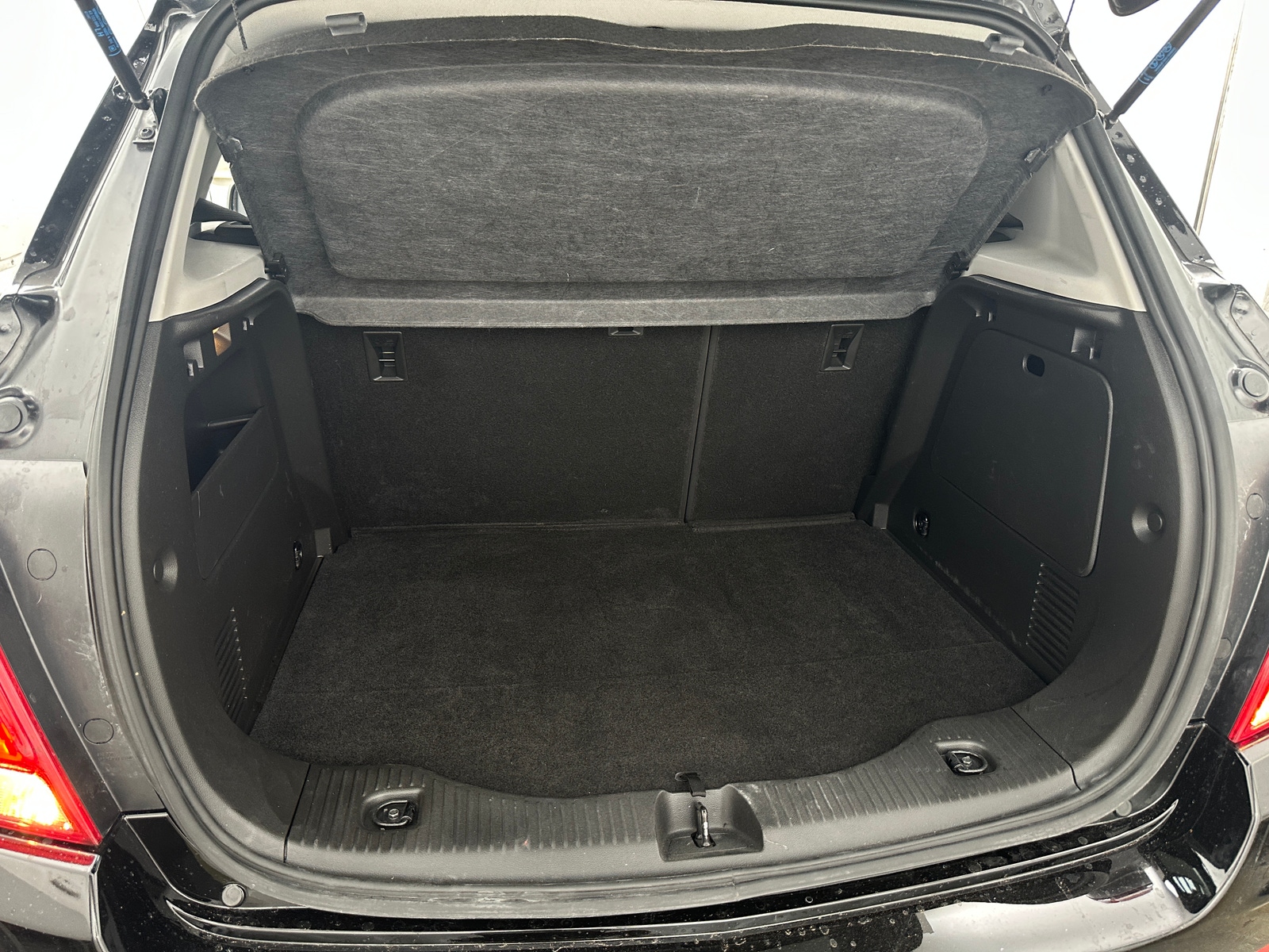 Thumbnail: 2022 Chevrolet Trax - 7