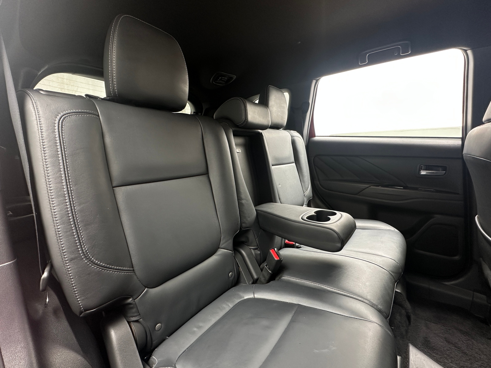 Thumbnail: 2019 Mitsubishi Outlander - 5