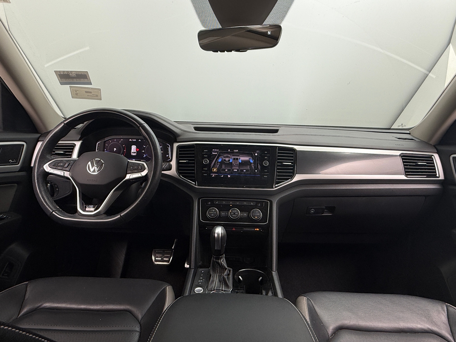 Thumbnail: 2022 Volkswagen Atlas - 2