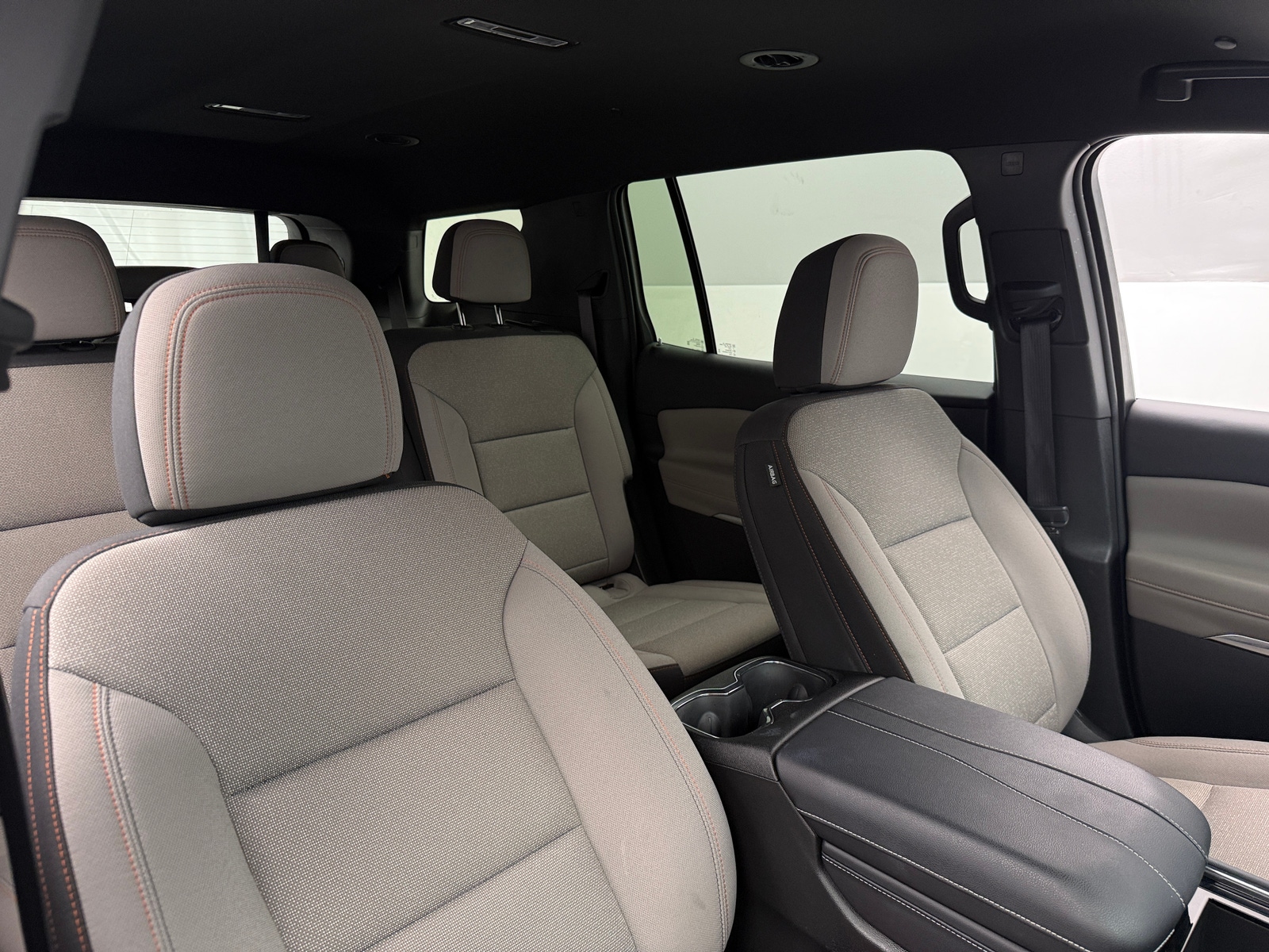 Thumbnail: 2025 Chevrolet Traverse - 2