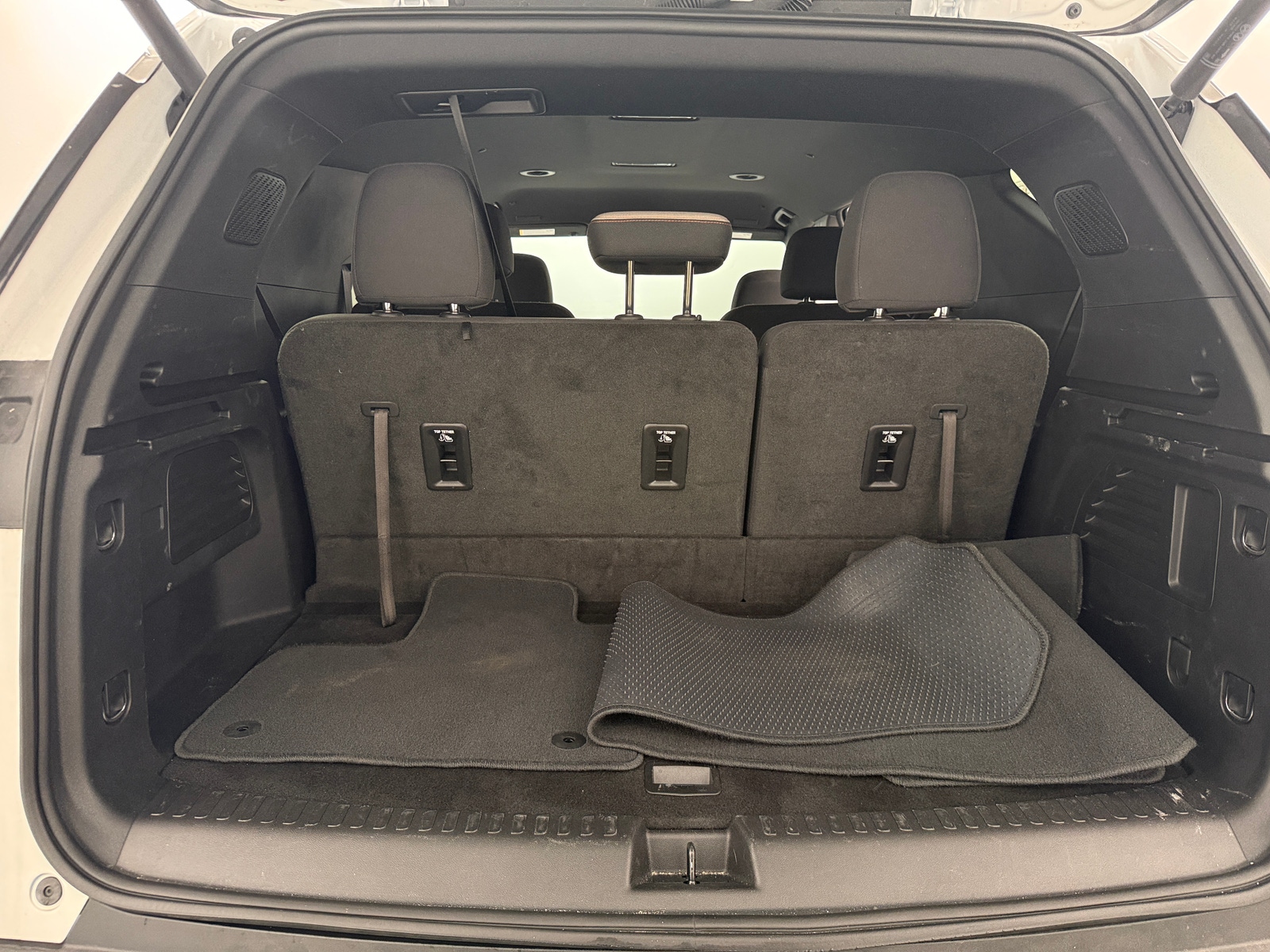 Thumbnail: 2025 Chevrolet Traverse - 7