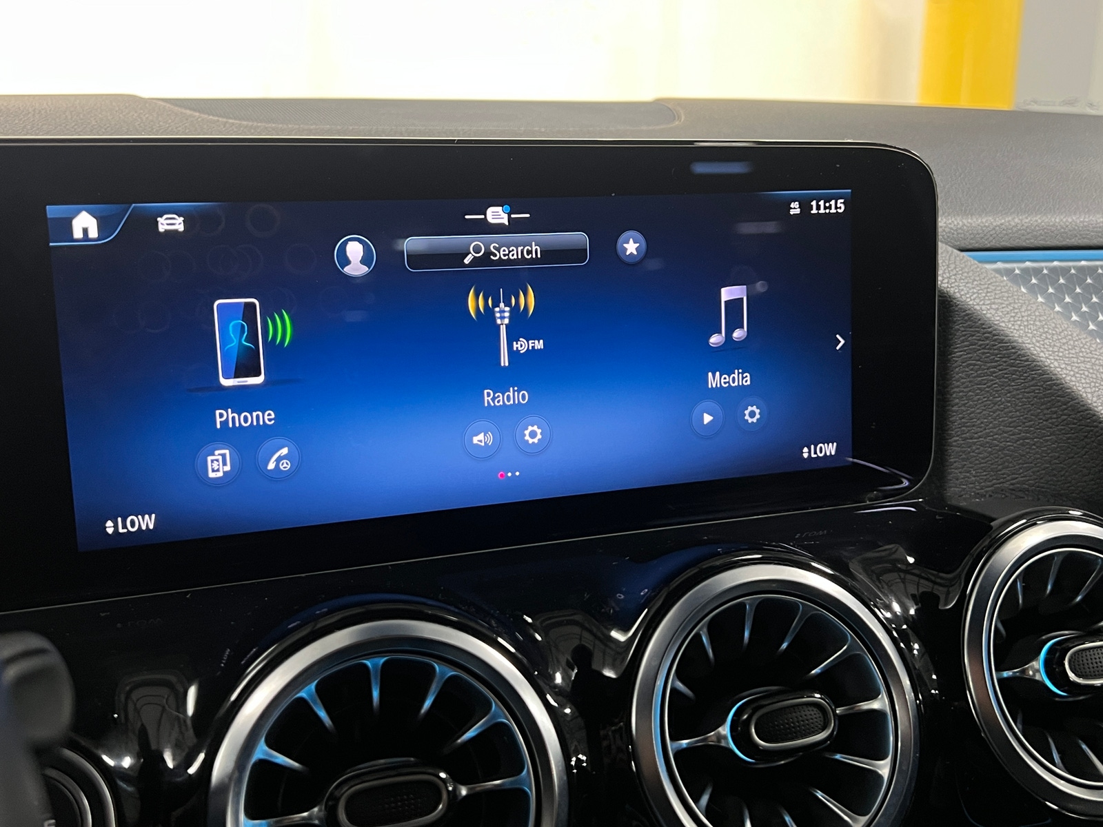 Thumbnail: 2025 Mercedes-Benz GLA - 3