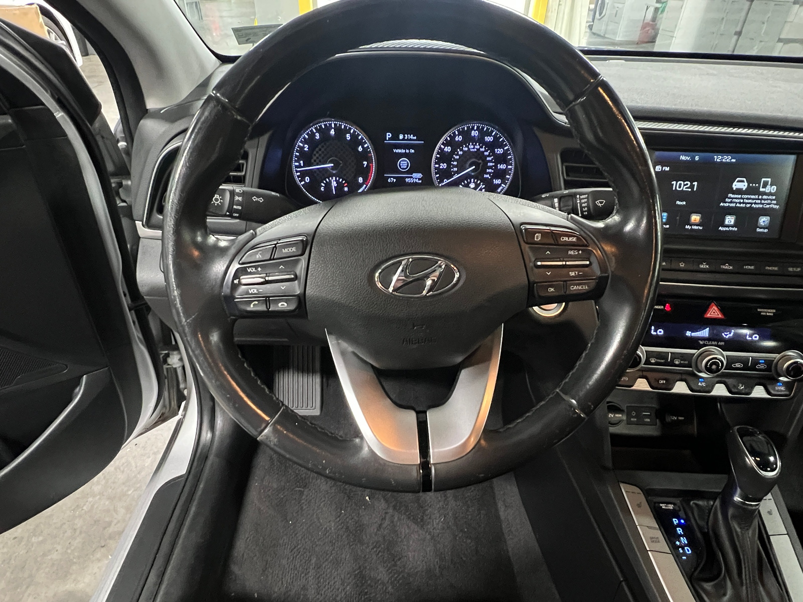 Thumbnail: 2019 Hyundai Elantra - 5