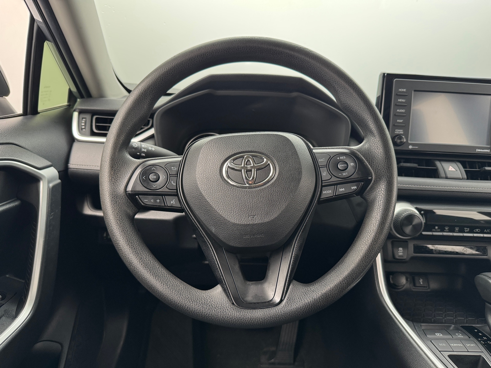 Thumbnail: 2020 Toyota RAV4 - 5