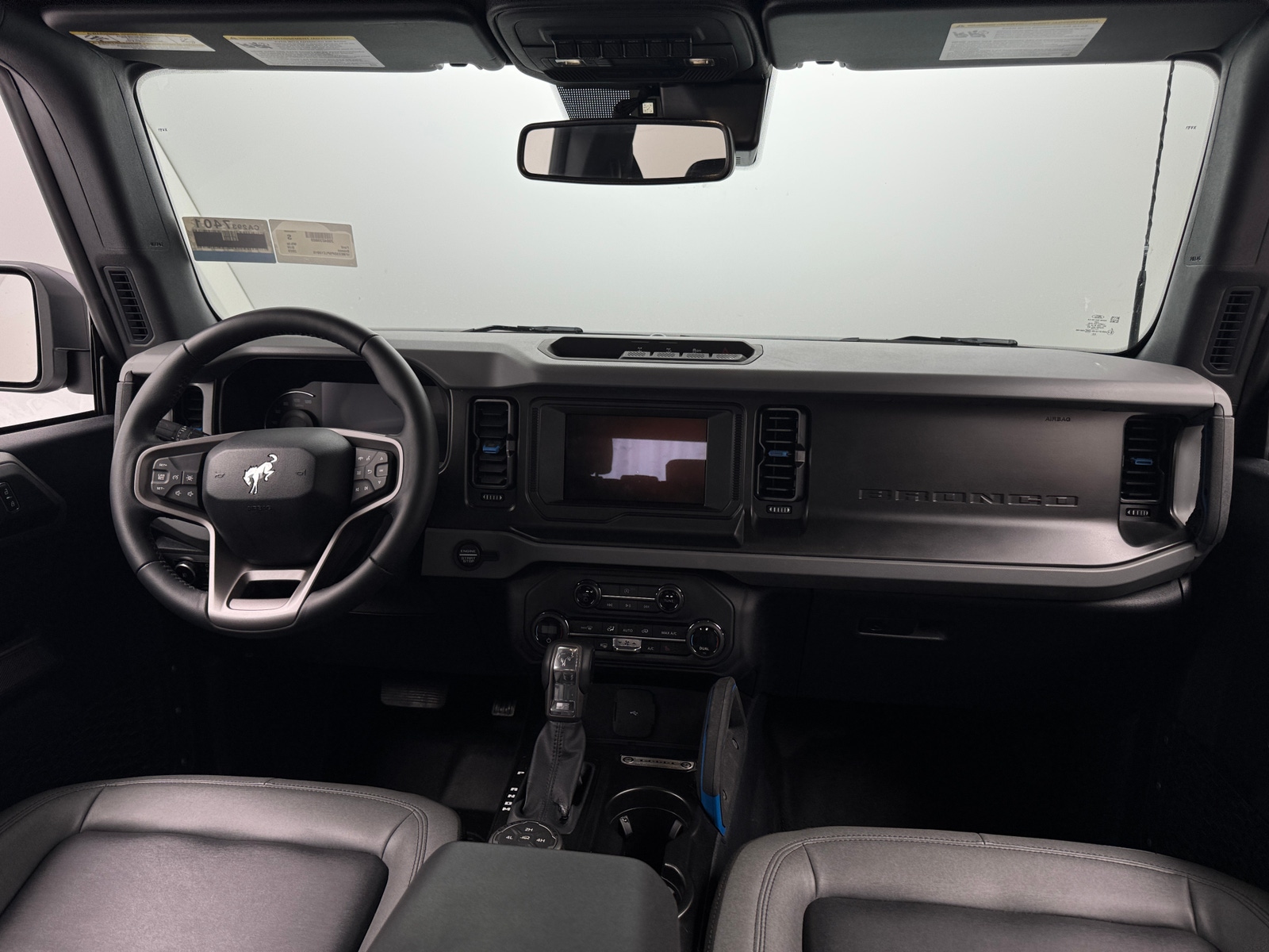 Thumbnail: 2023 Ford Bronco - 3