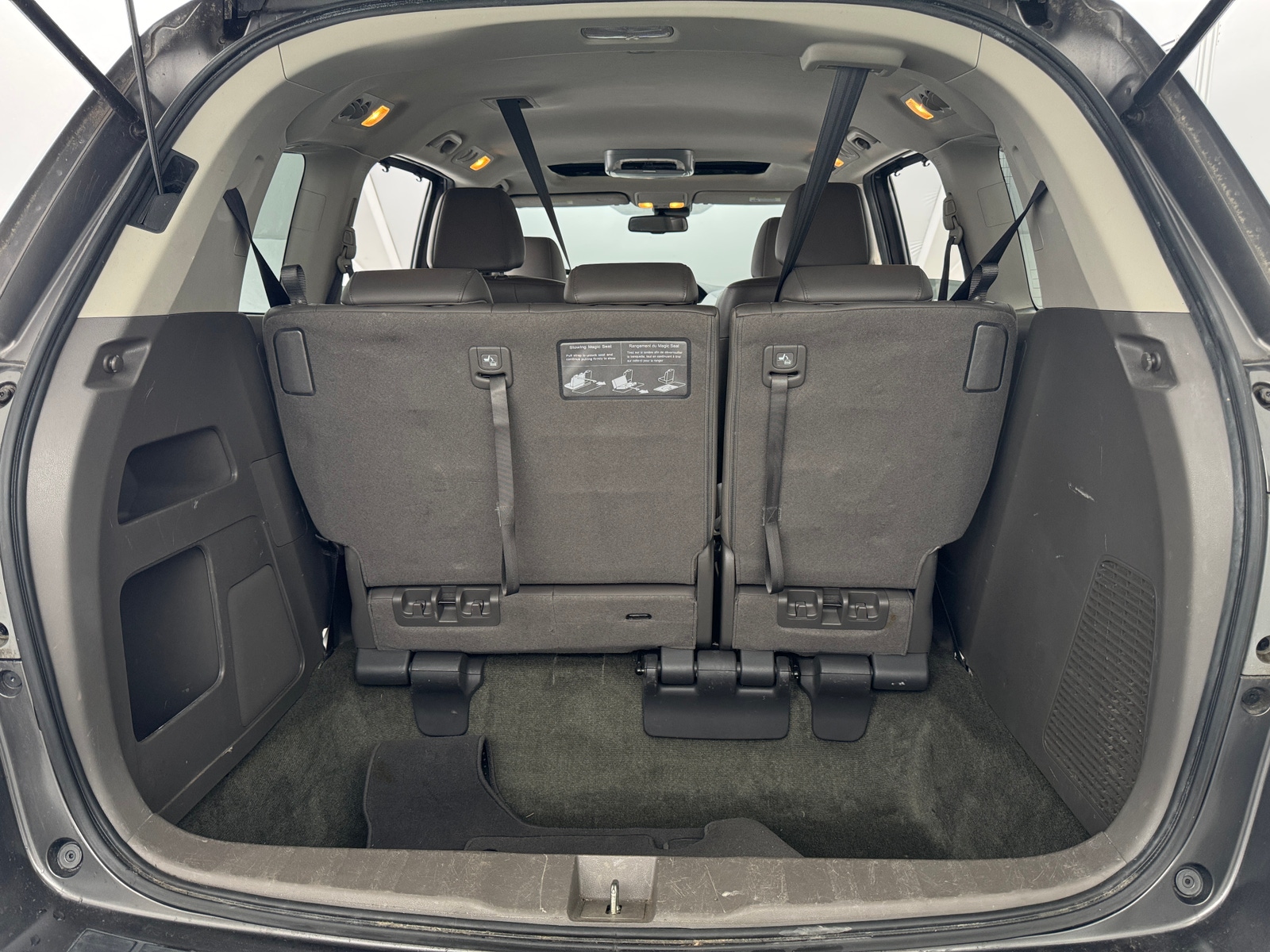 Thumbnail: 2015 Honda Odyssey - 6