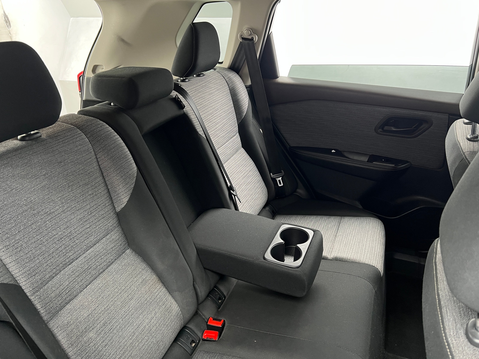 Thumbnail: 2021 Nissan Rogue - 6