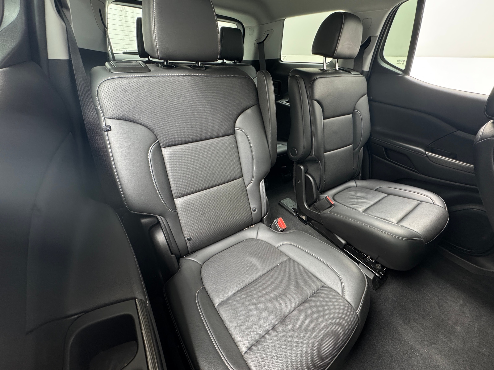 Thumbnail: 2023 GMC Acadia - 5