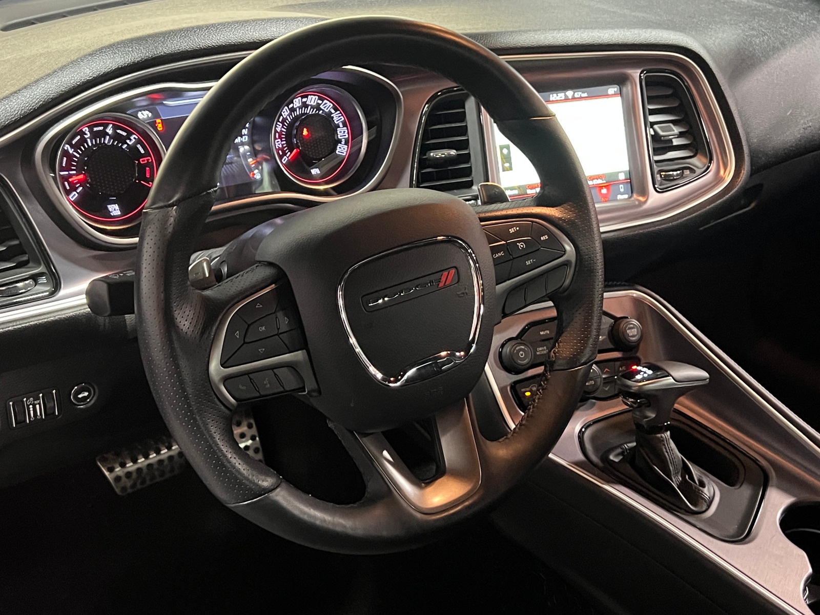 Thumbnail: 2019 Dodge Challenger - 4