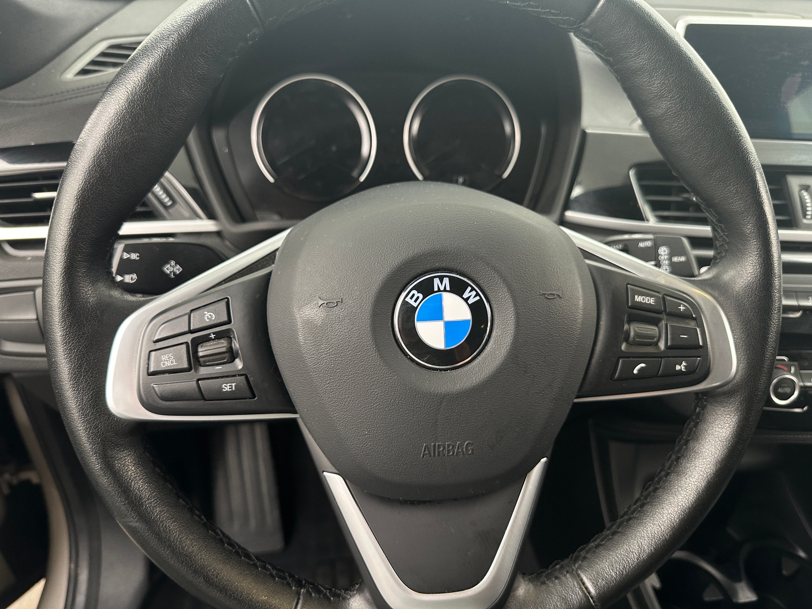 Thumbnail: 2022 BMW X1 - 4