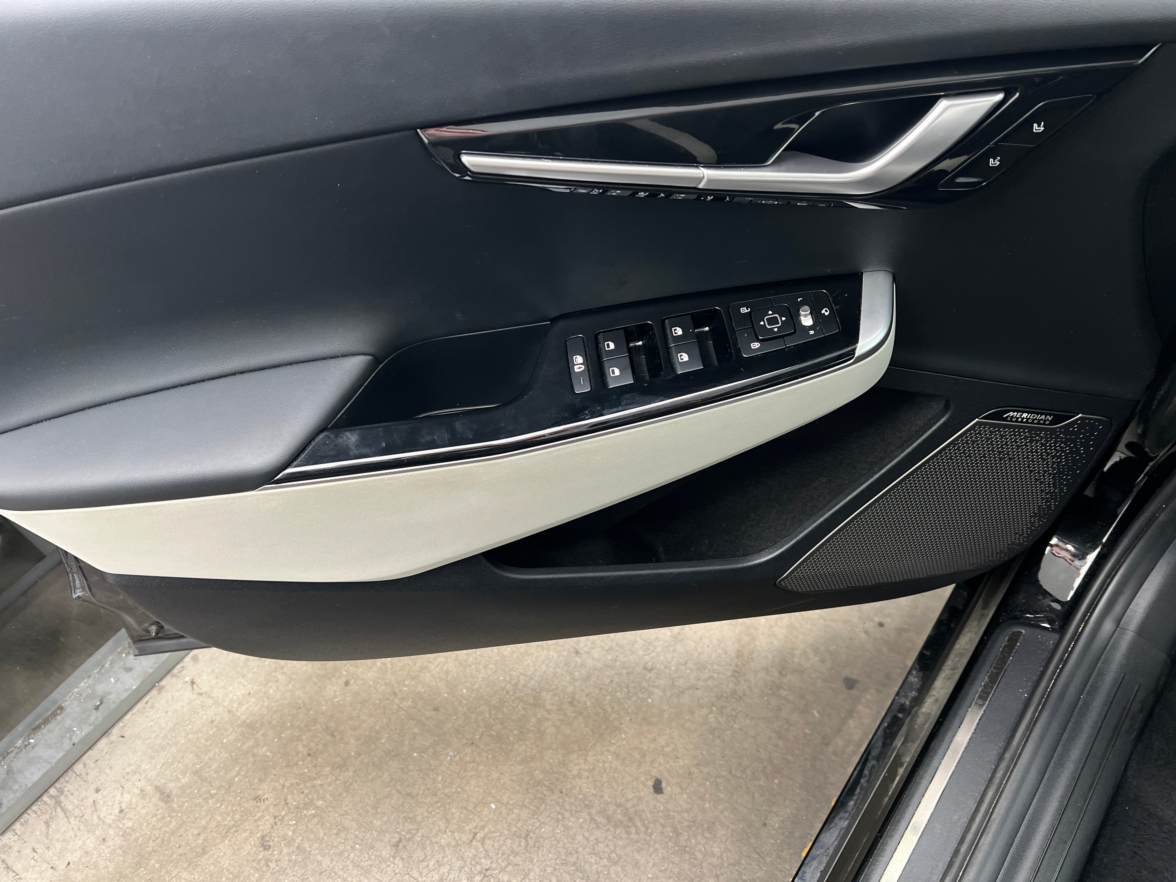 Used 2022 Kia Ev6 GT-Line with VIN KNDC44LA4N5026964 for sale in Oak Creek, WI