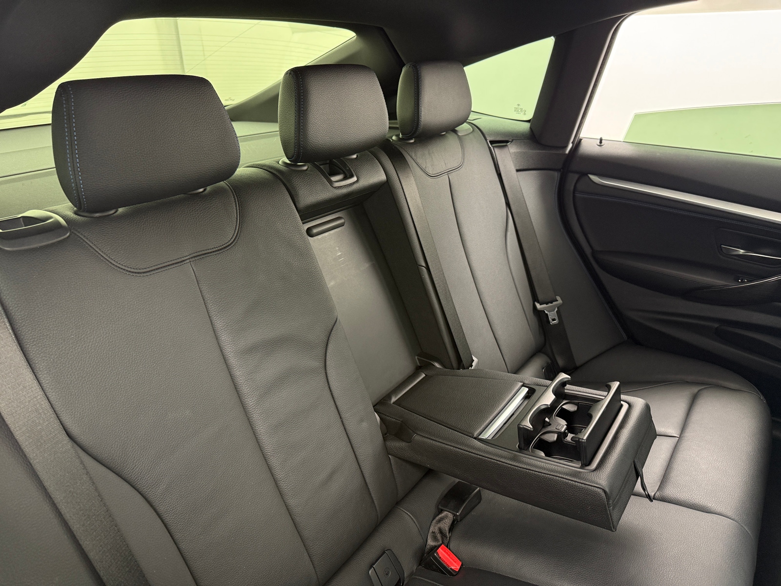 Thumbnail: 2017 BMW 3 Series - 5