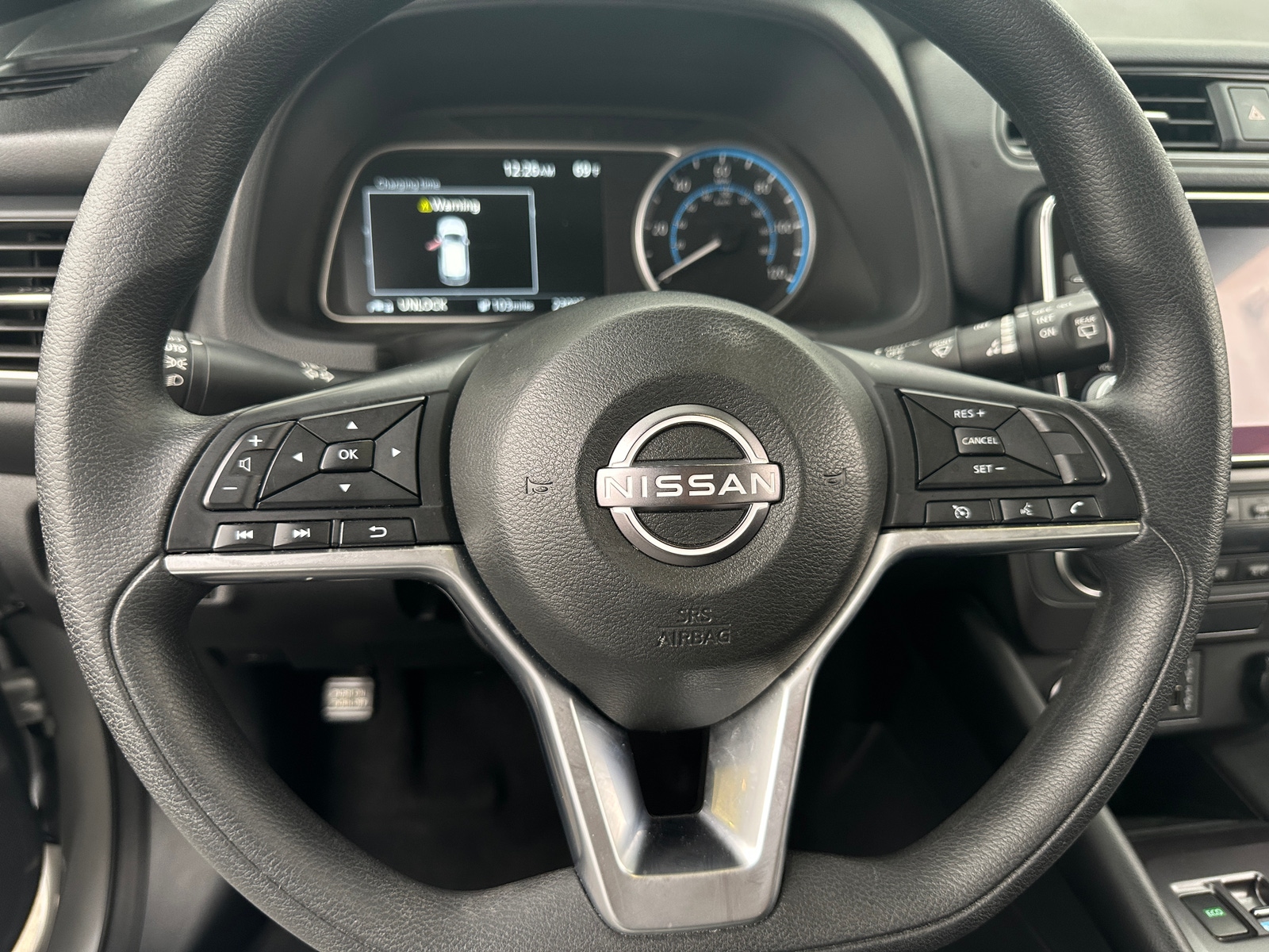 Thumbnail: 2023 Nissan Leaf - 5