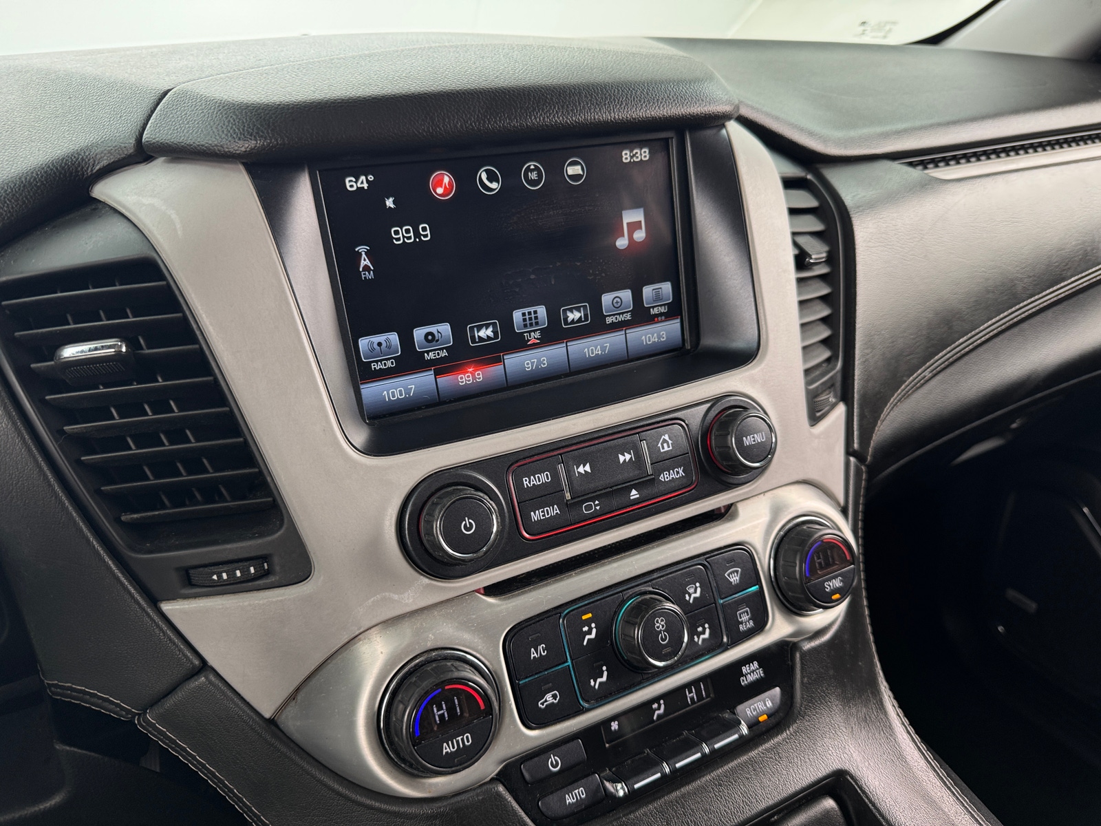 Thumbnail: 2016 GMC Yukon XL - 4