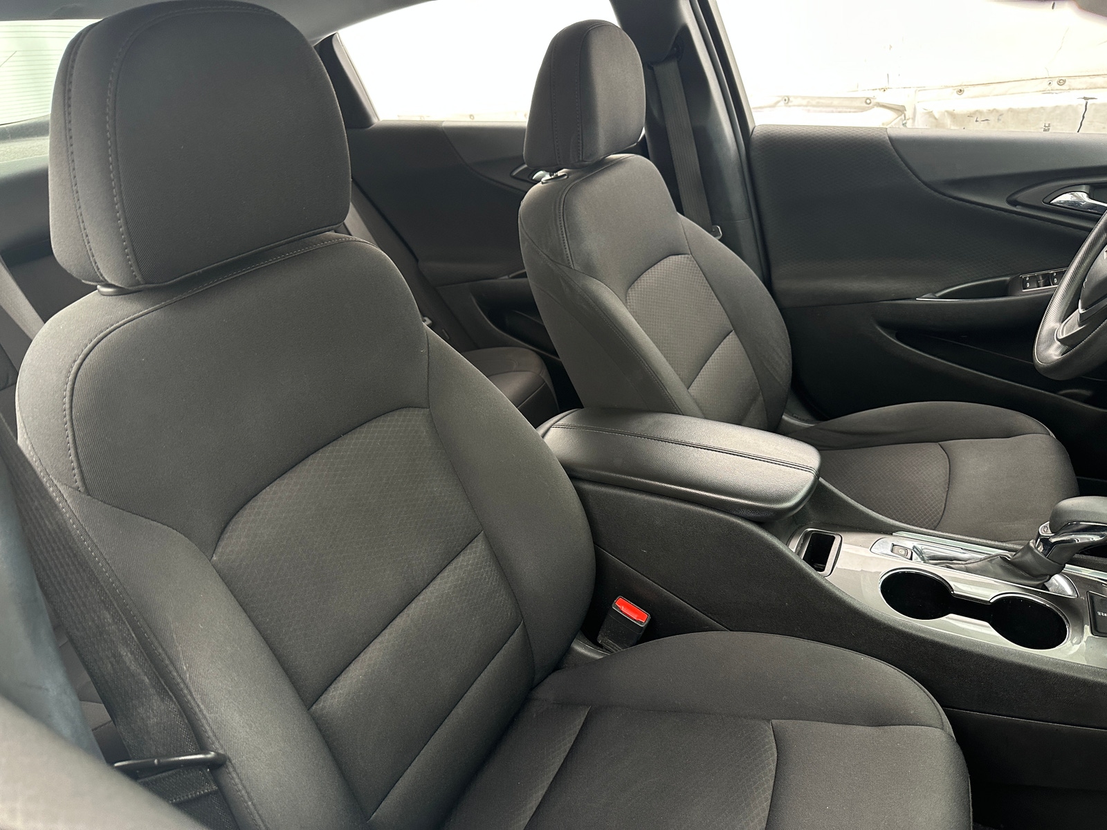 Thumbnail: 2022 Chevrolet Malibu - 2