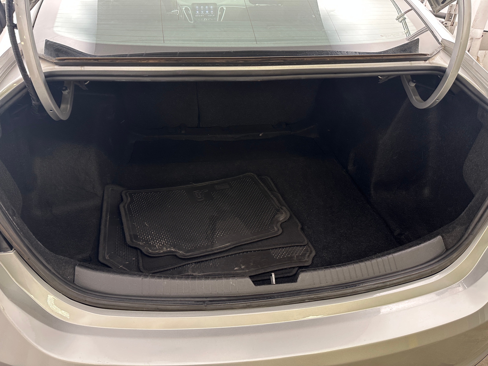 Thumbnail: 2022 Chevrolet Malibu - 7