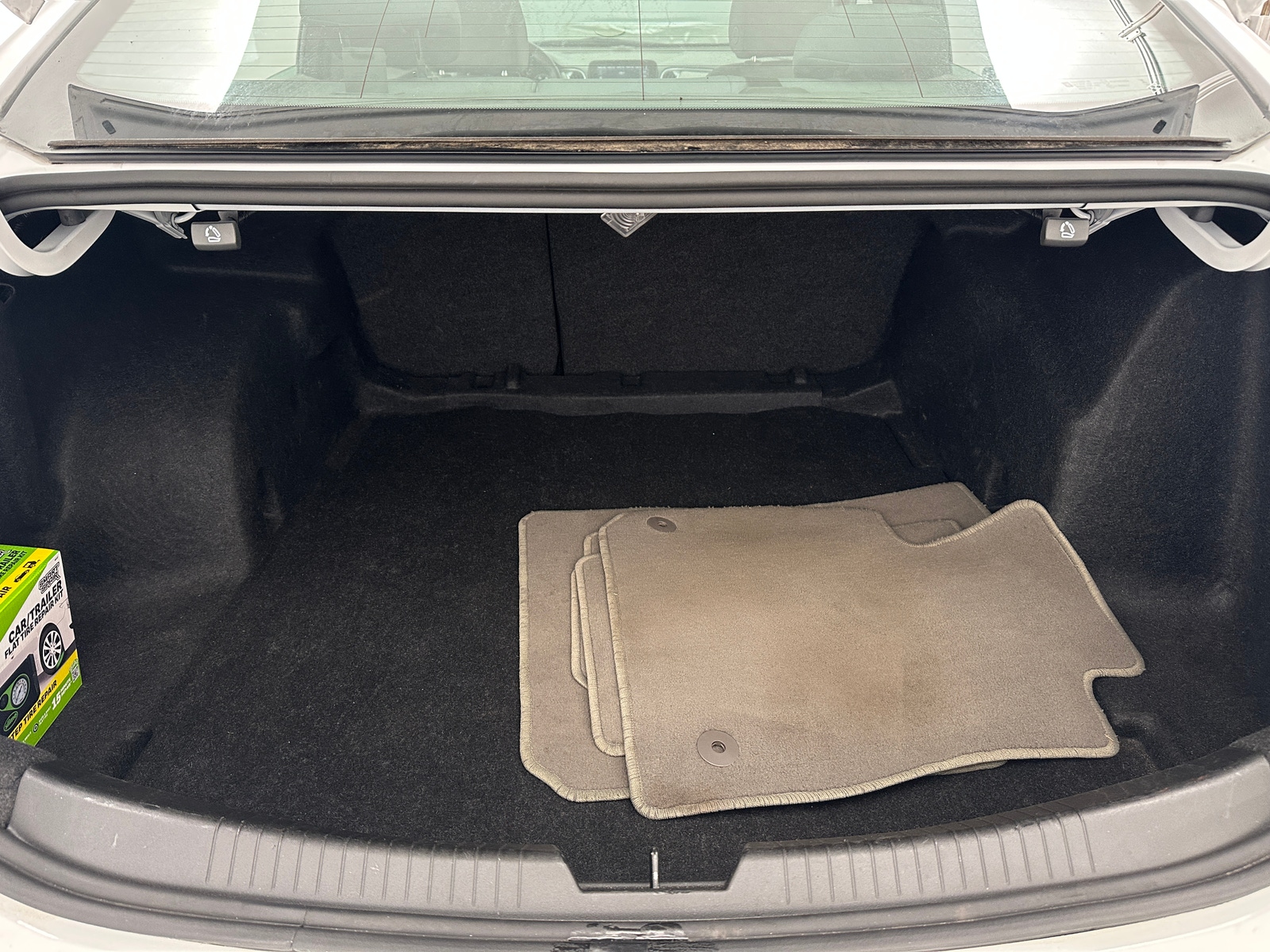 Thumbnail: 2024 Chevrolet Malibu - 7