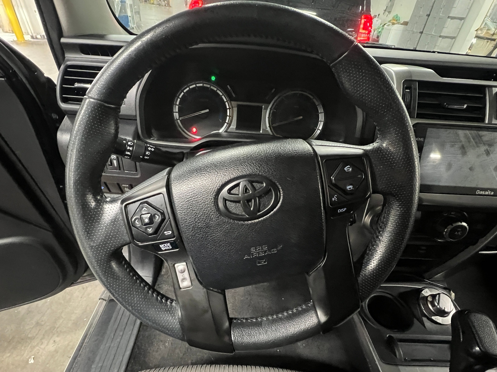 Thumbnail: 2018 Toyota 4Runner - 5