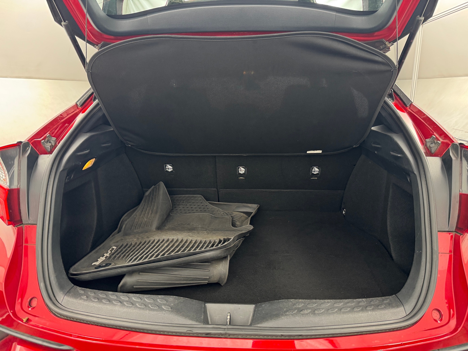 Thumbnail: 2020 Toyota C-HR - 7