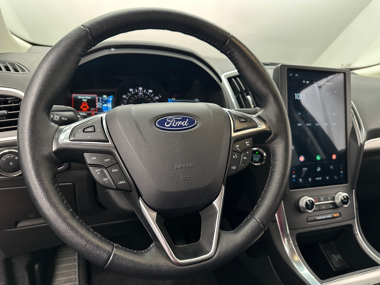 Thumbnail: 2024 Ford Edge - 4