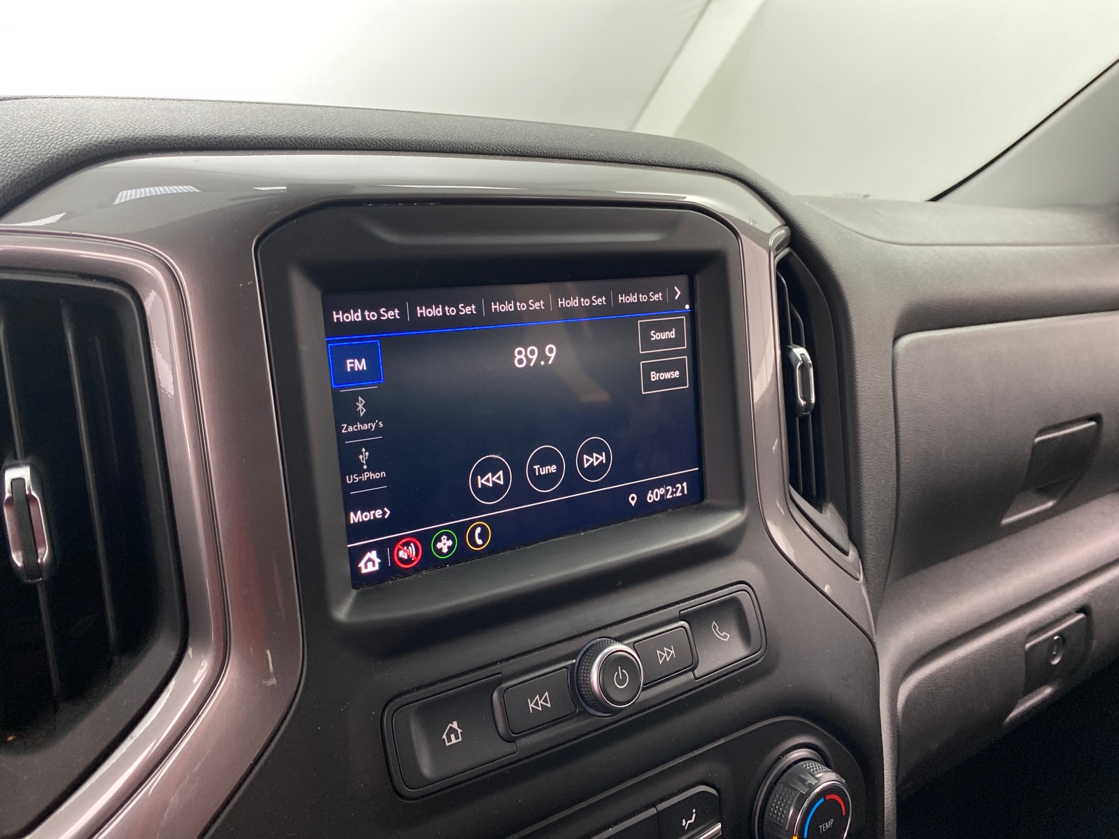 Thumbnail: 2021 Chevrolet Silverado 1500 - 4